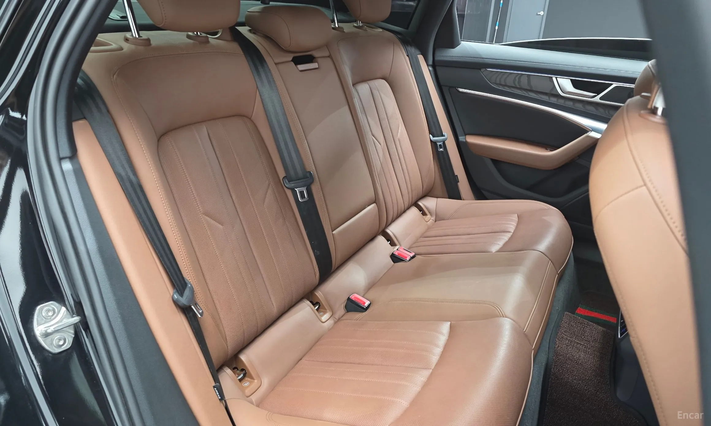 Audi A6 (C8) превью 12