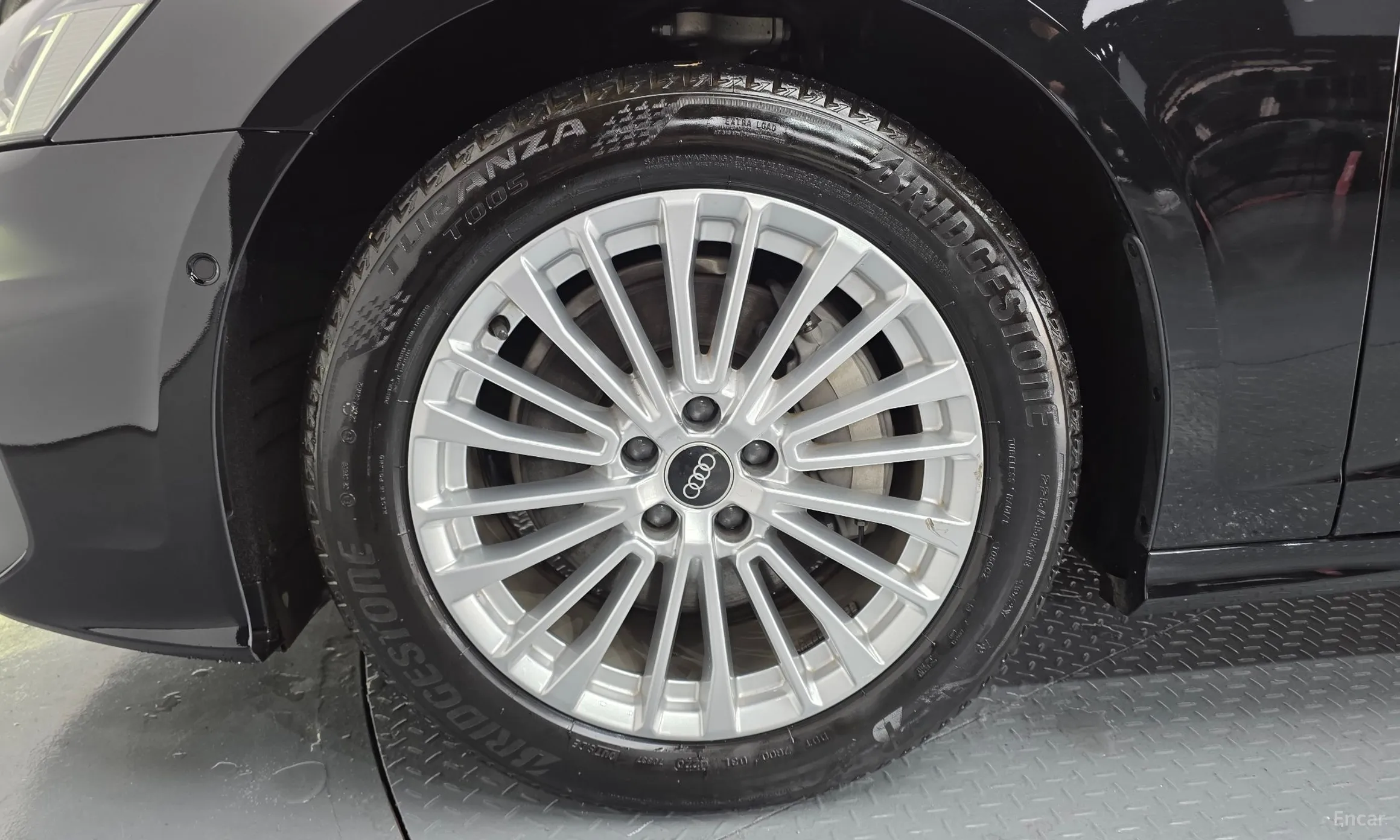 Audi A6 (C8) превью 5