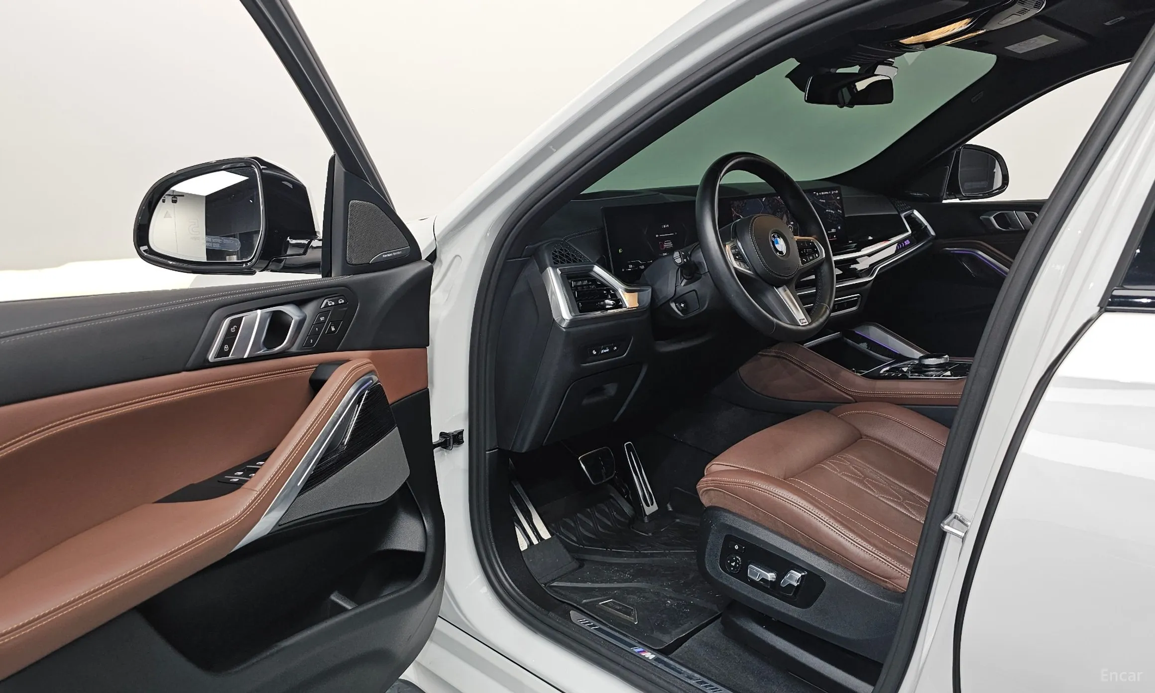 BMW X6 (G06) превью 10