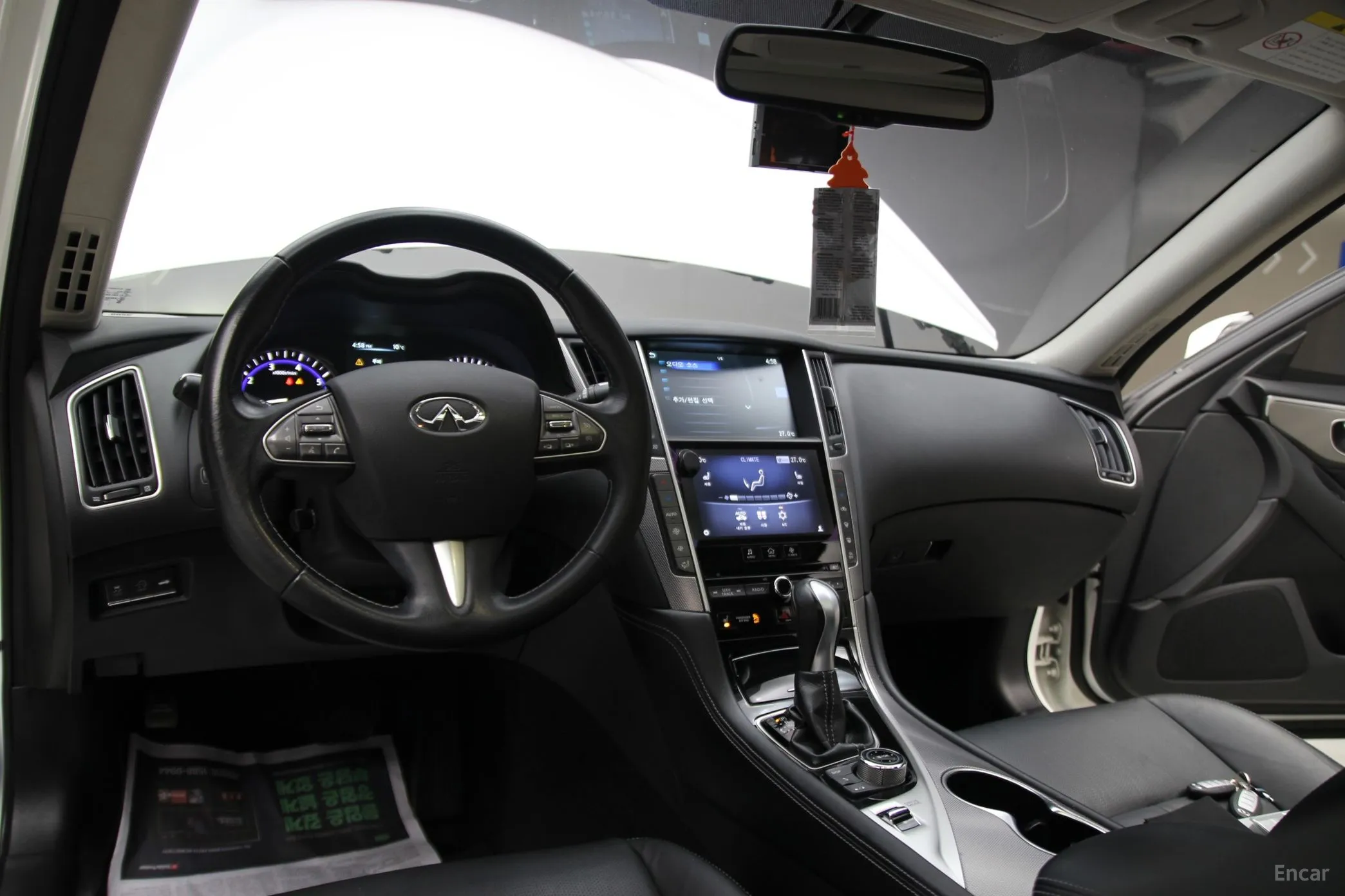 Infiniti Q50 превью 13