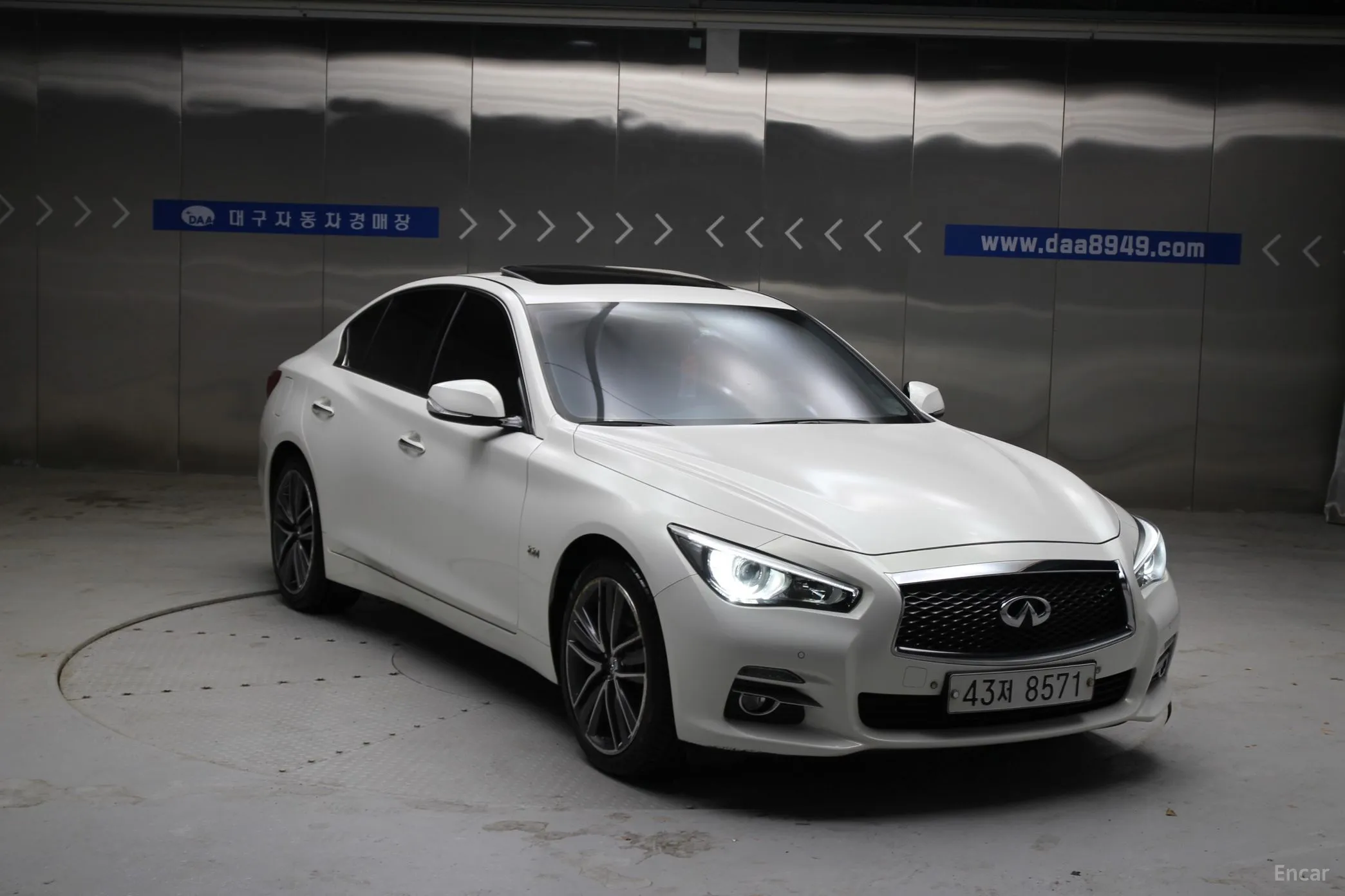 Infiniti Q50 превью 3