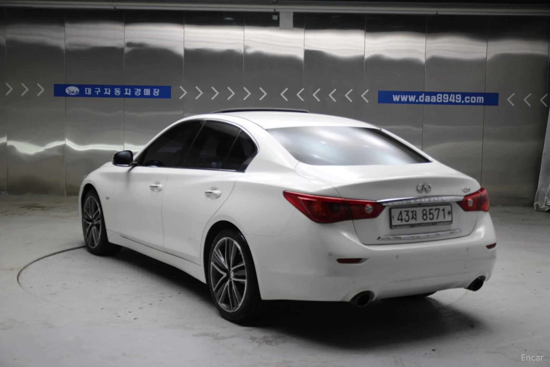 Infiniti Q50 превью 4