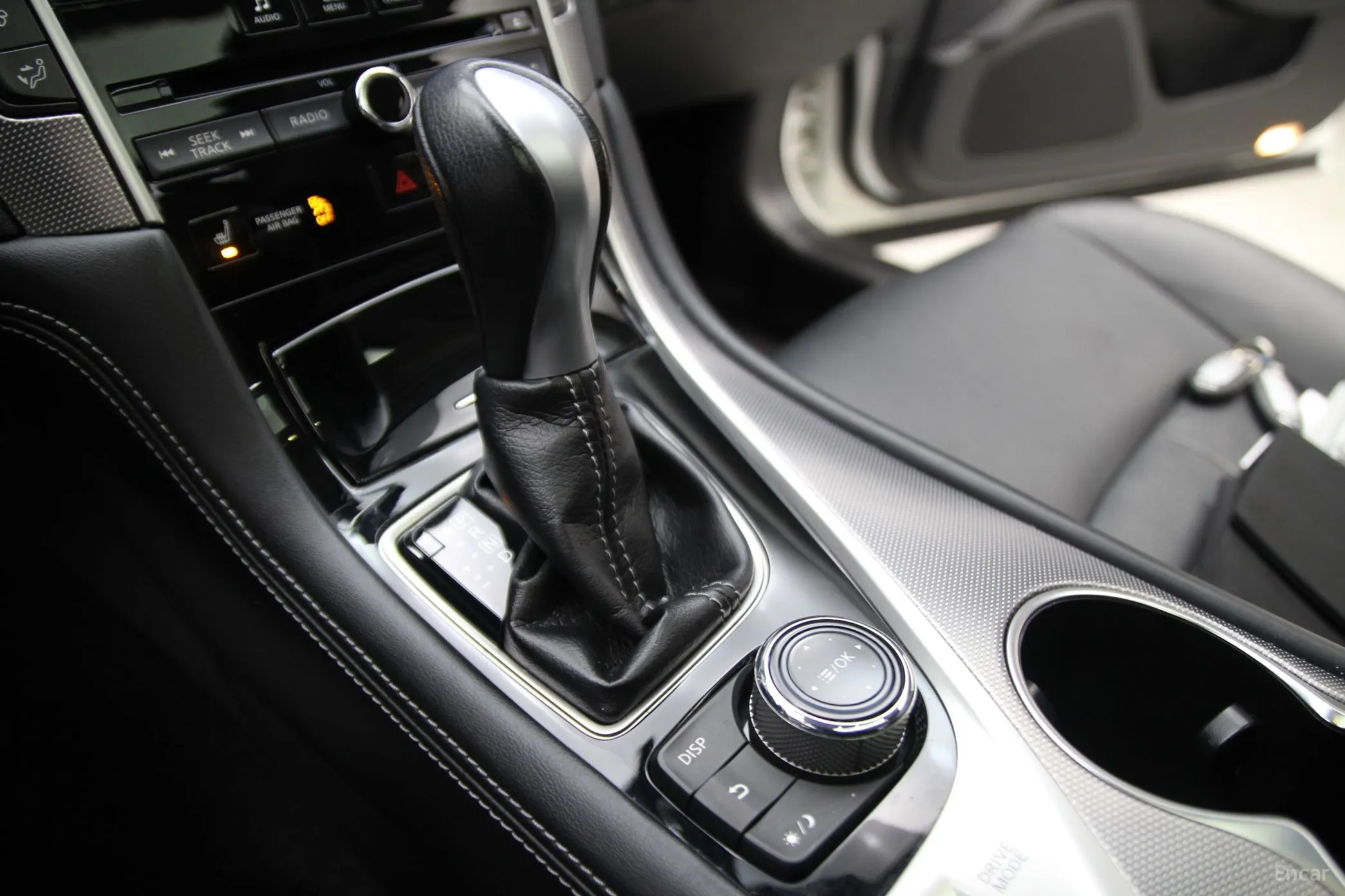 Infiniti Q50 превью 9