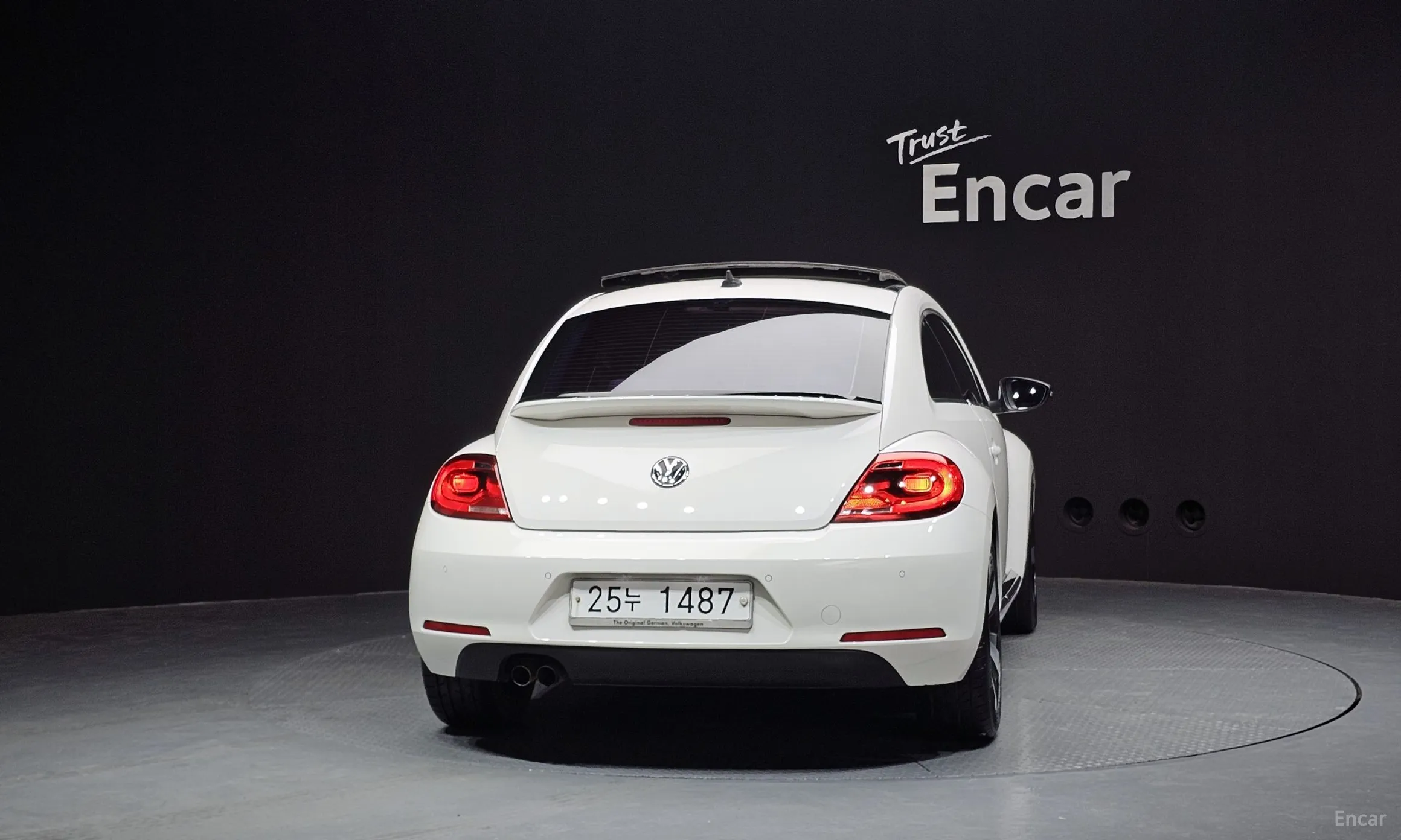 Volkswagen The Beetle превью 4
