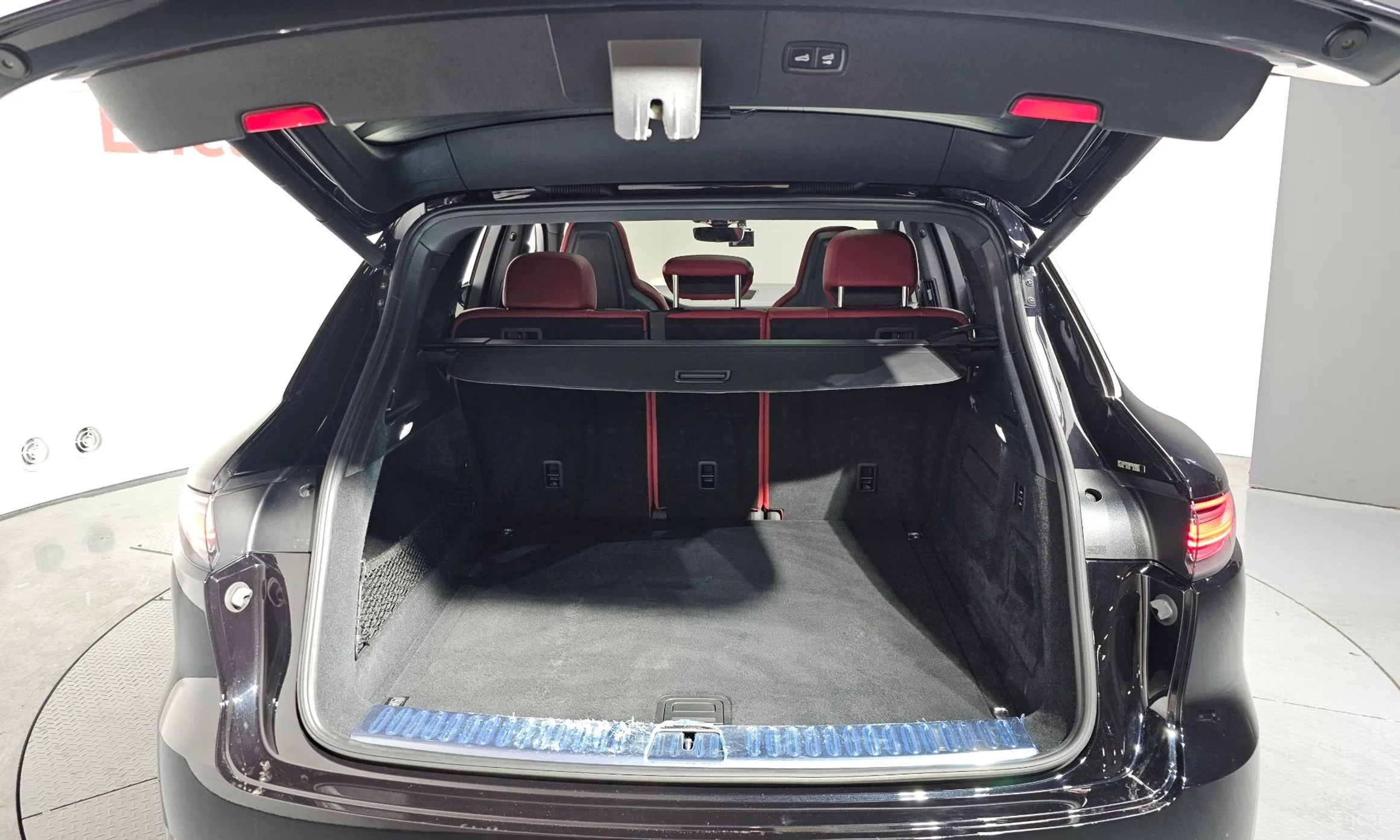 Porsche Cayenne (PO536) превью 20