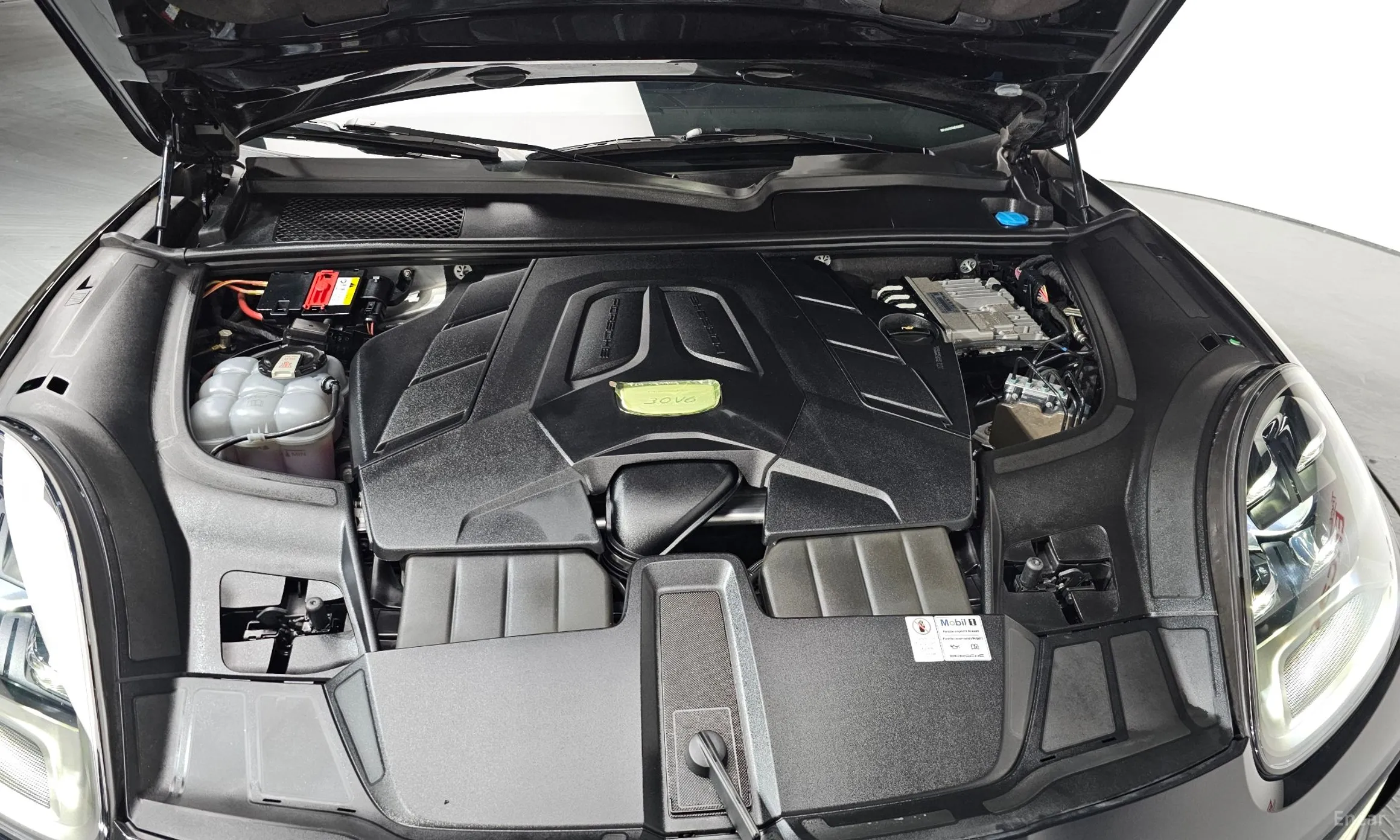 Porsche Cayenne (PO536) превью 6