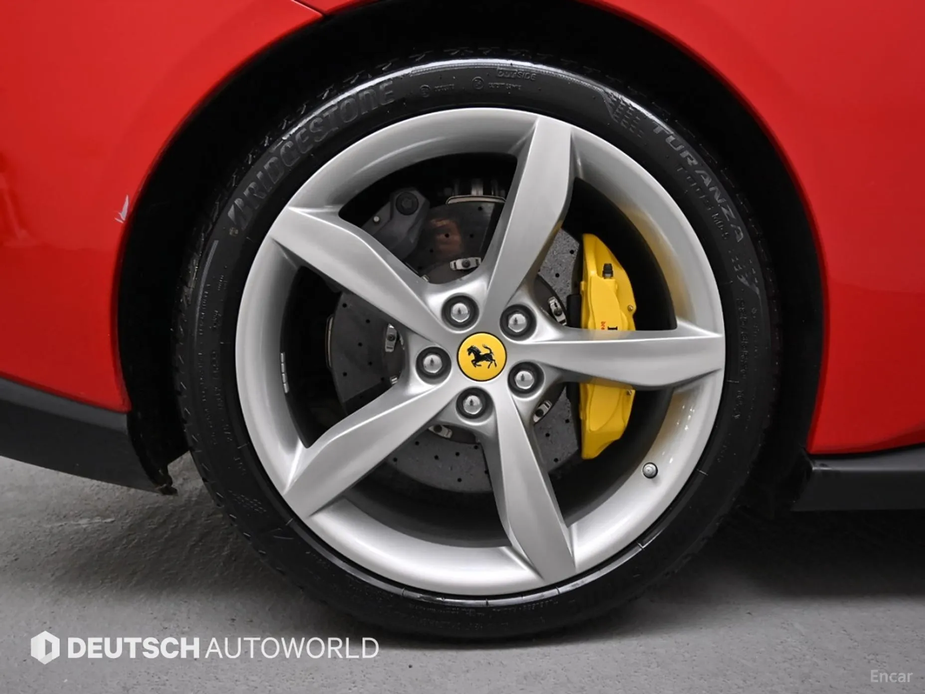 Ferrari Portofino превью 5