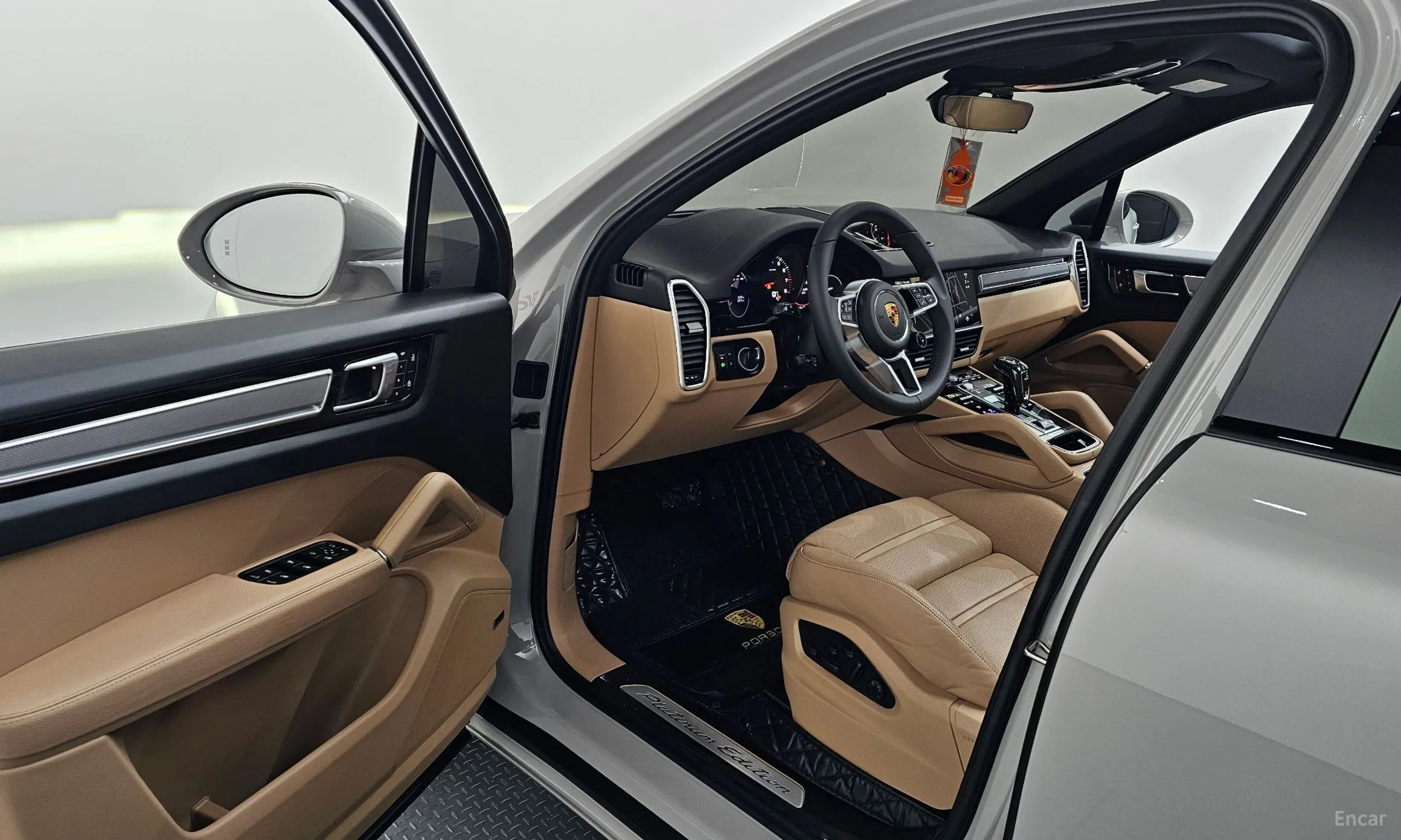 Porsche Cayenne (PO536) превью 10