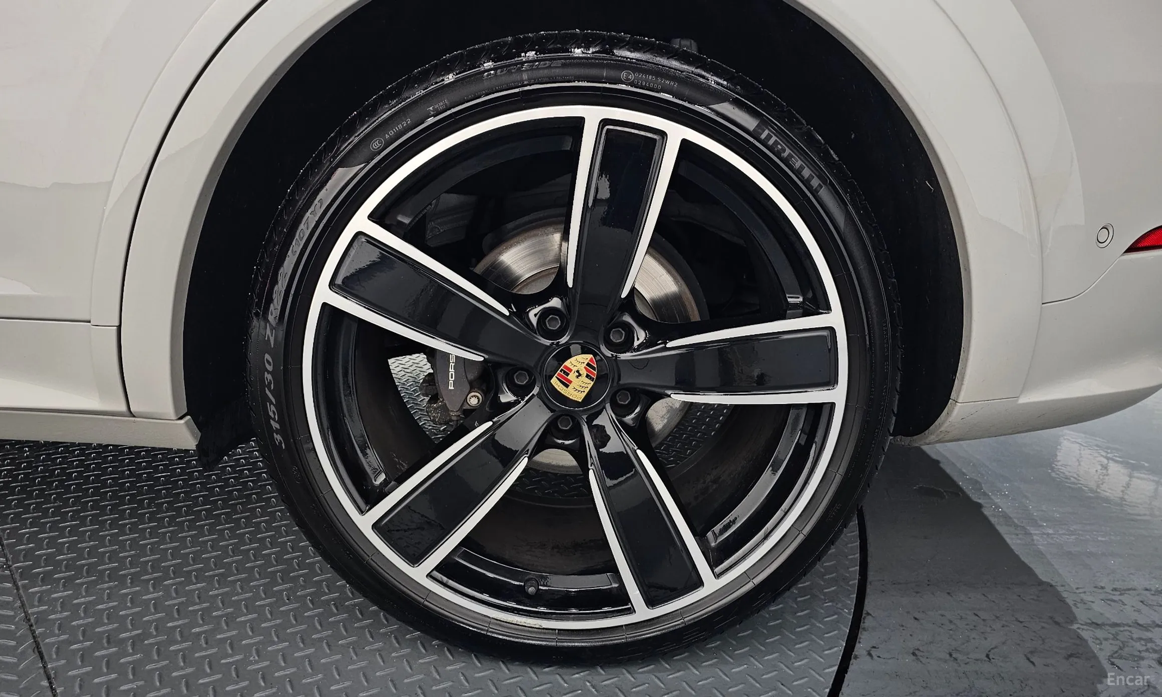 Porsche Cayenne (PO536) превью 5
