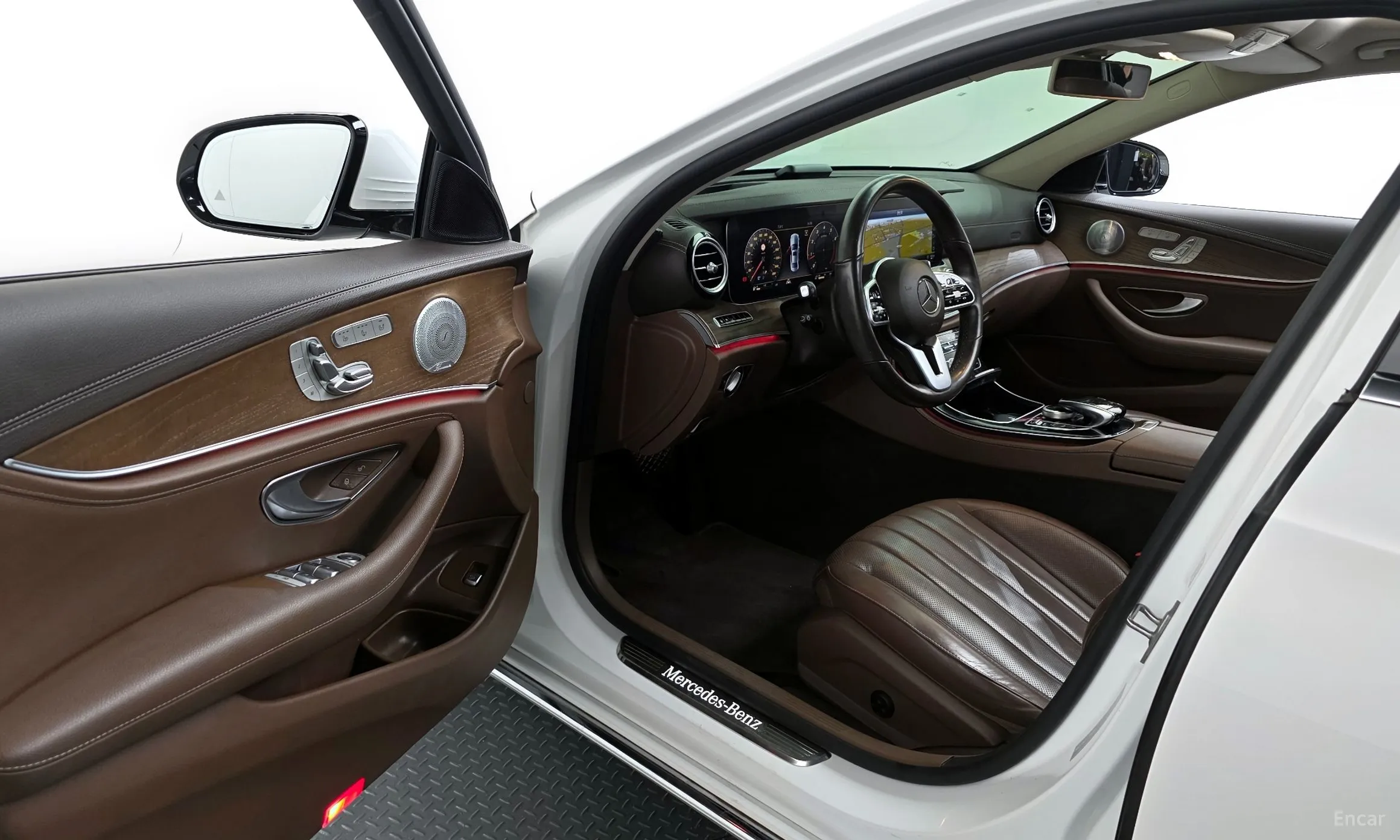 Mercedes Benz E-Class W213 превью 10