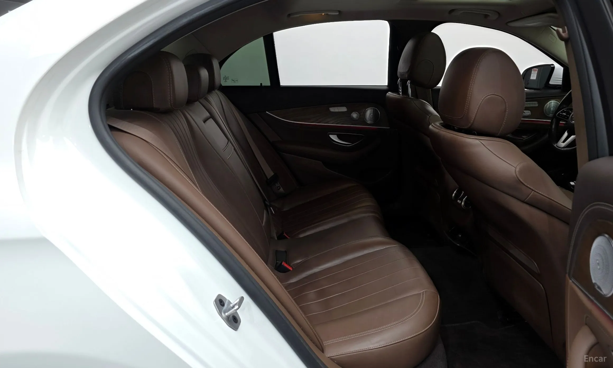 Mercedes Benz E-Class W213 превью 12