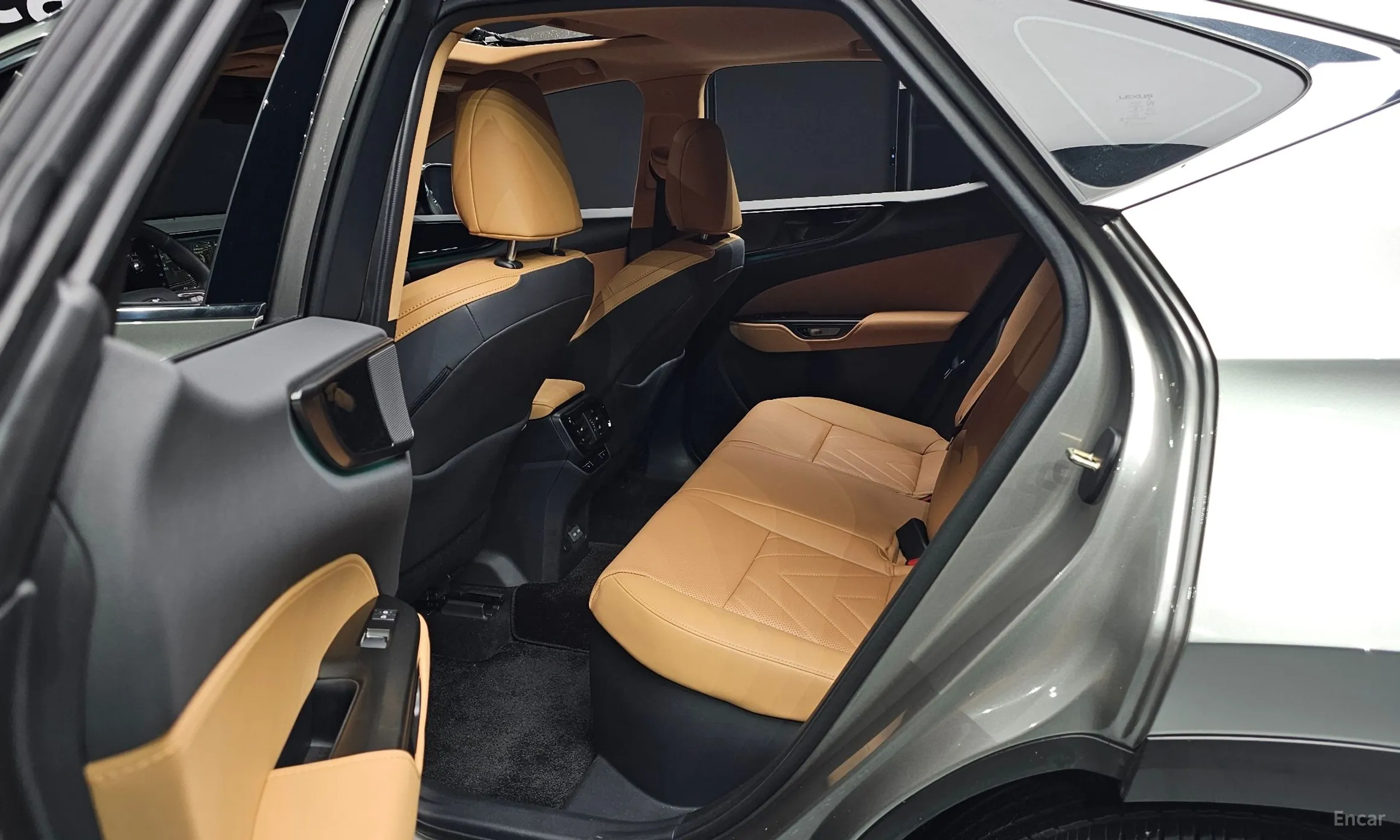Lexus NX350h Gen 2 превью 12