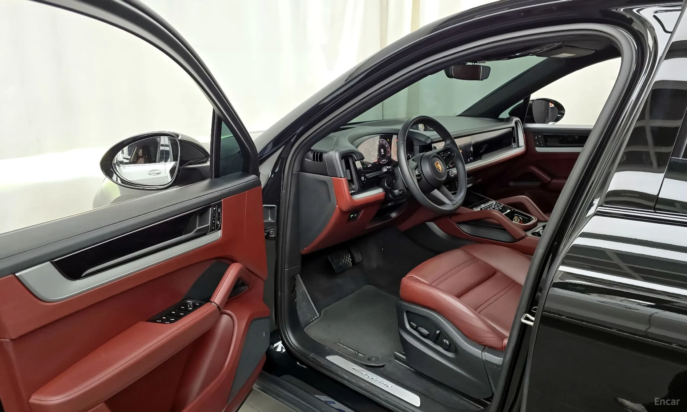 Porsche Cayenne (PO536) превью 10