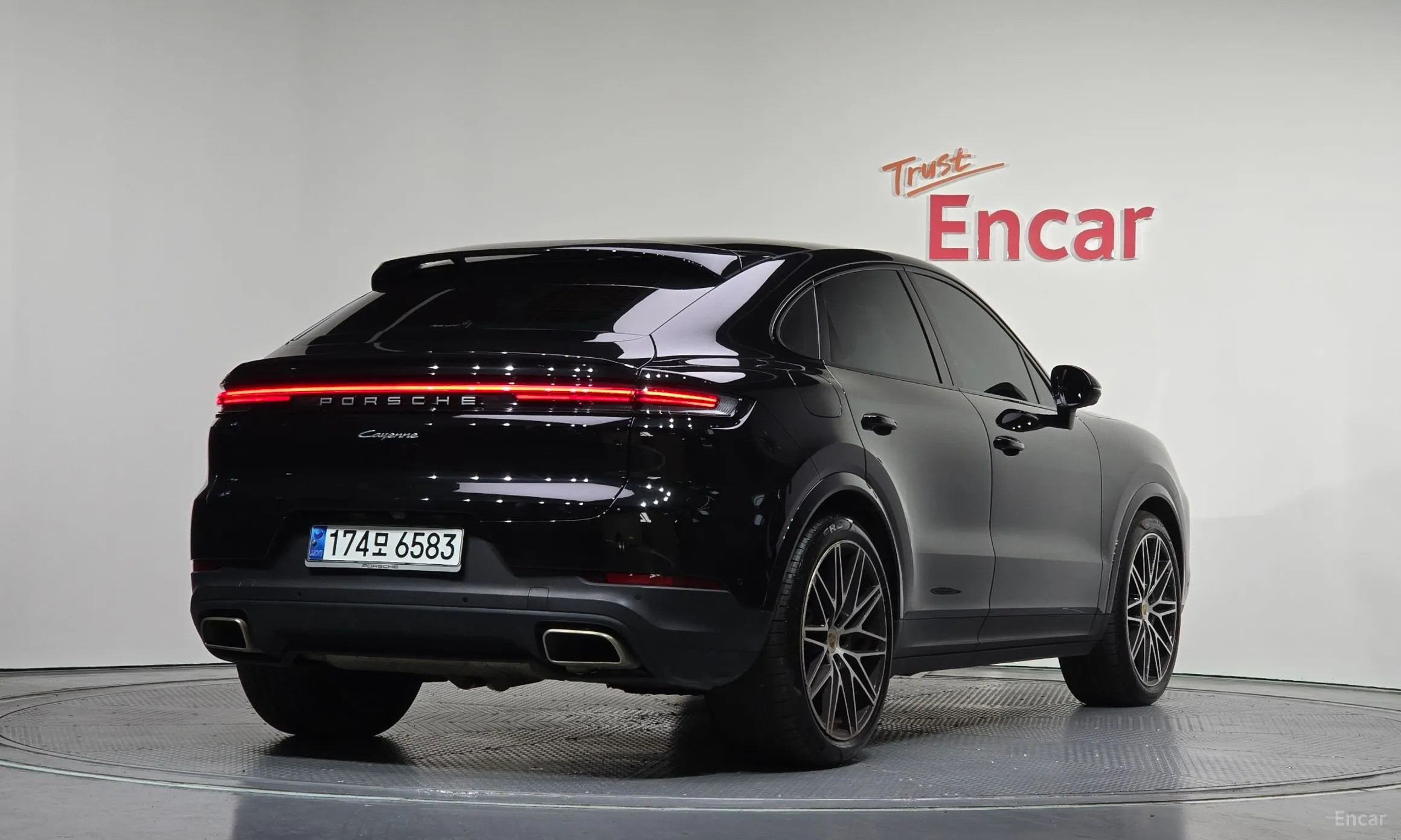 Porsche Cayenne (PO536)