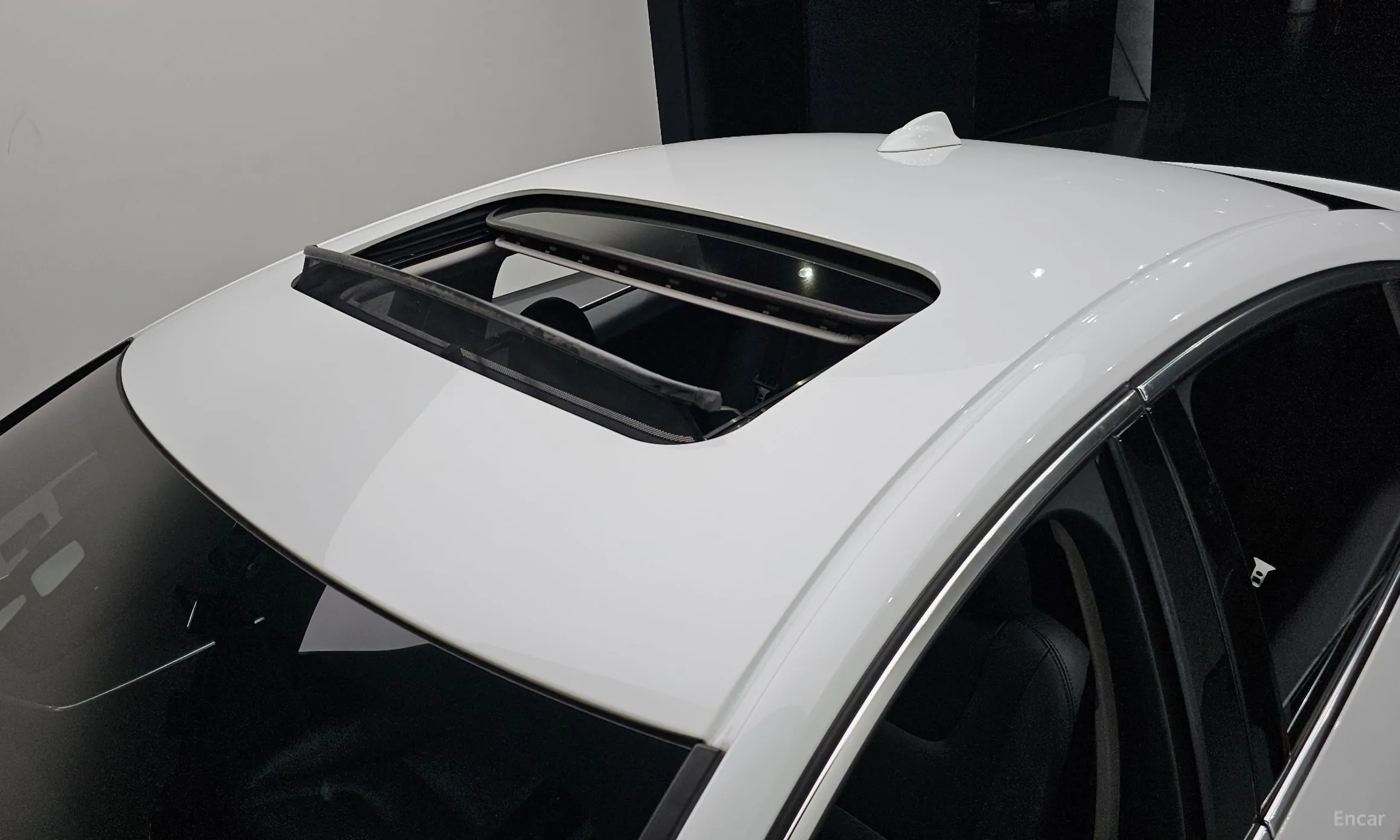 Volvo S60 превью 19