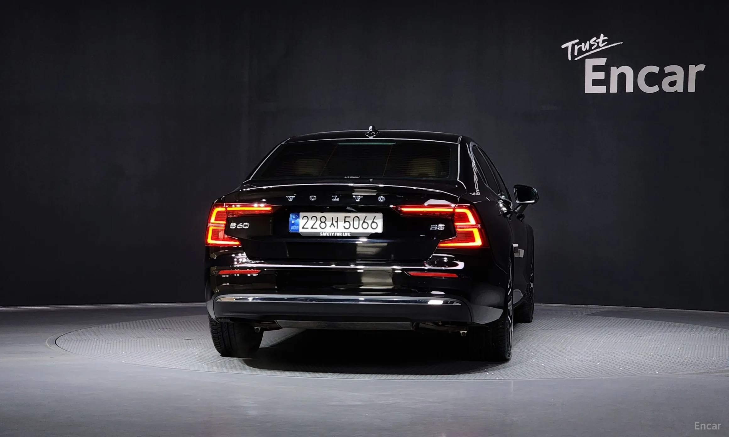 Volvo S60 3rd Generation превью 4