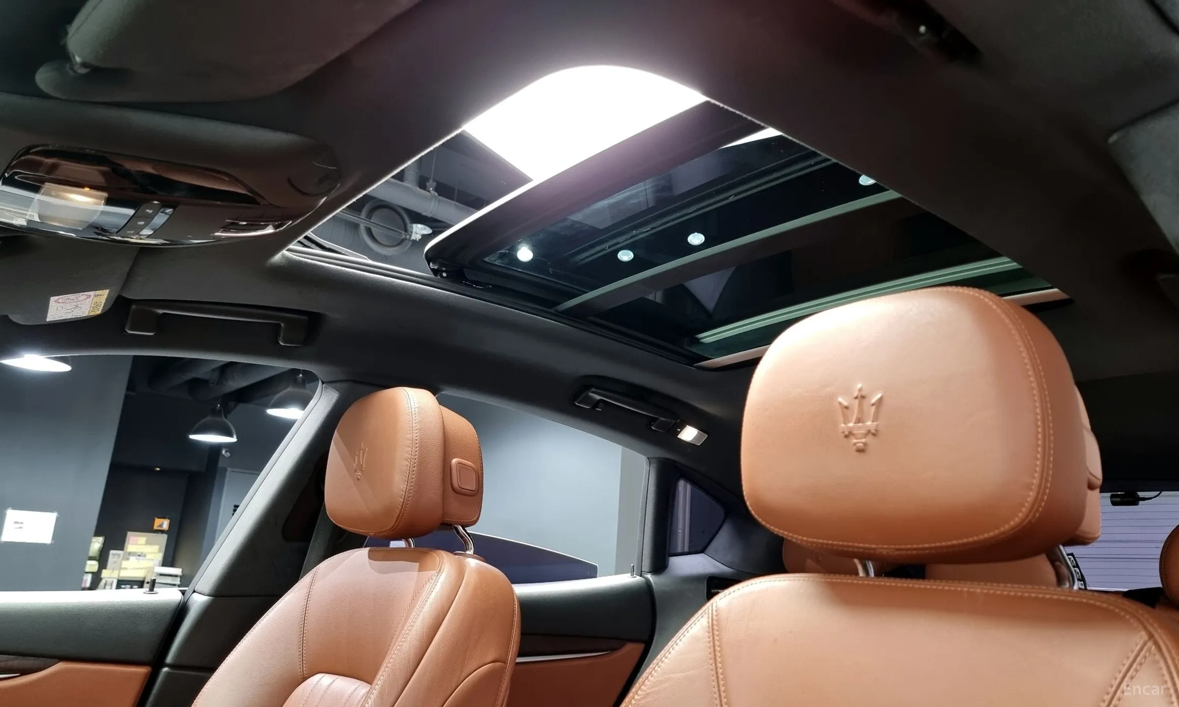 Maserati Levante превью 17