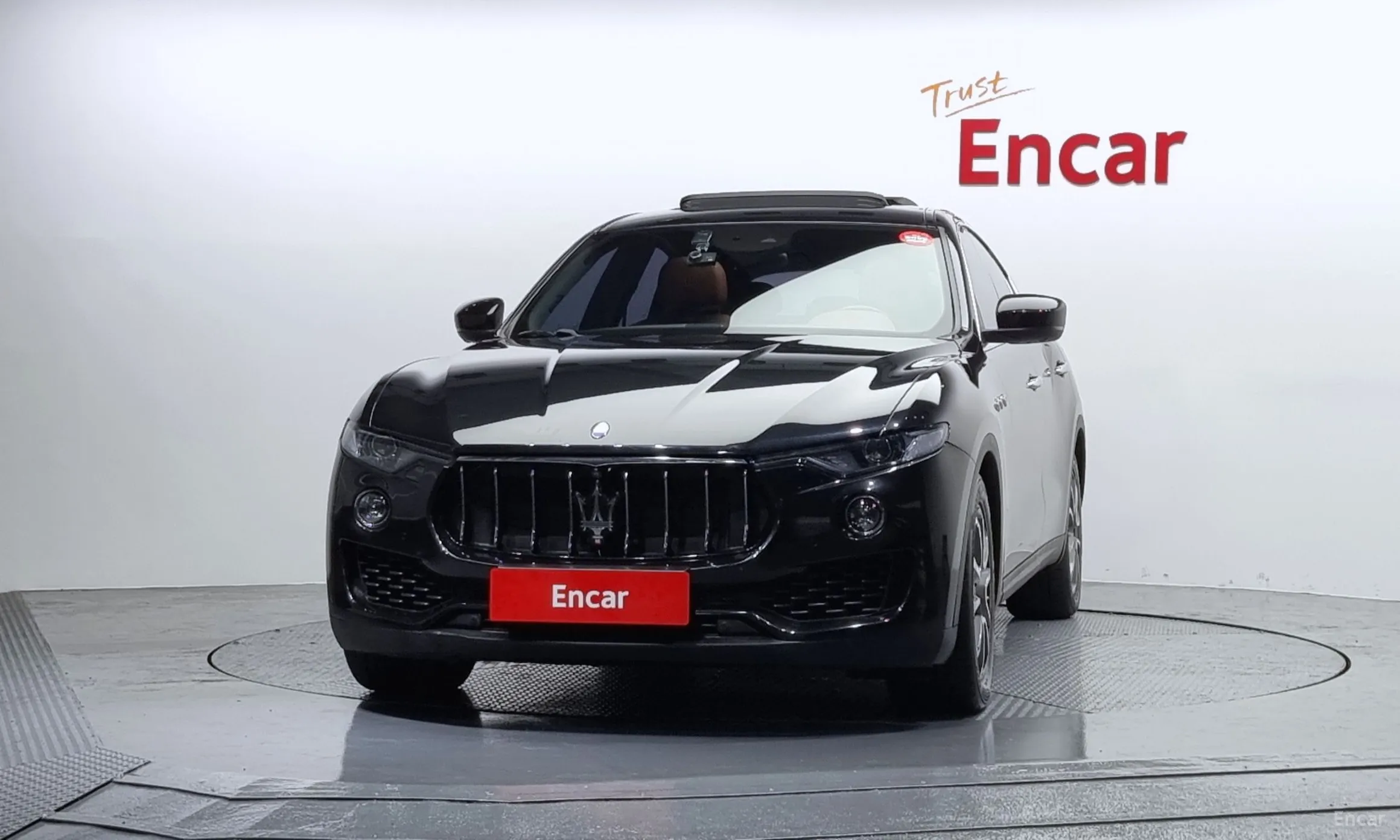 Maserati Levante превью 3