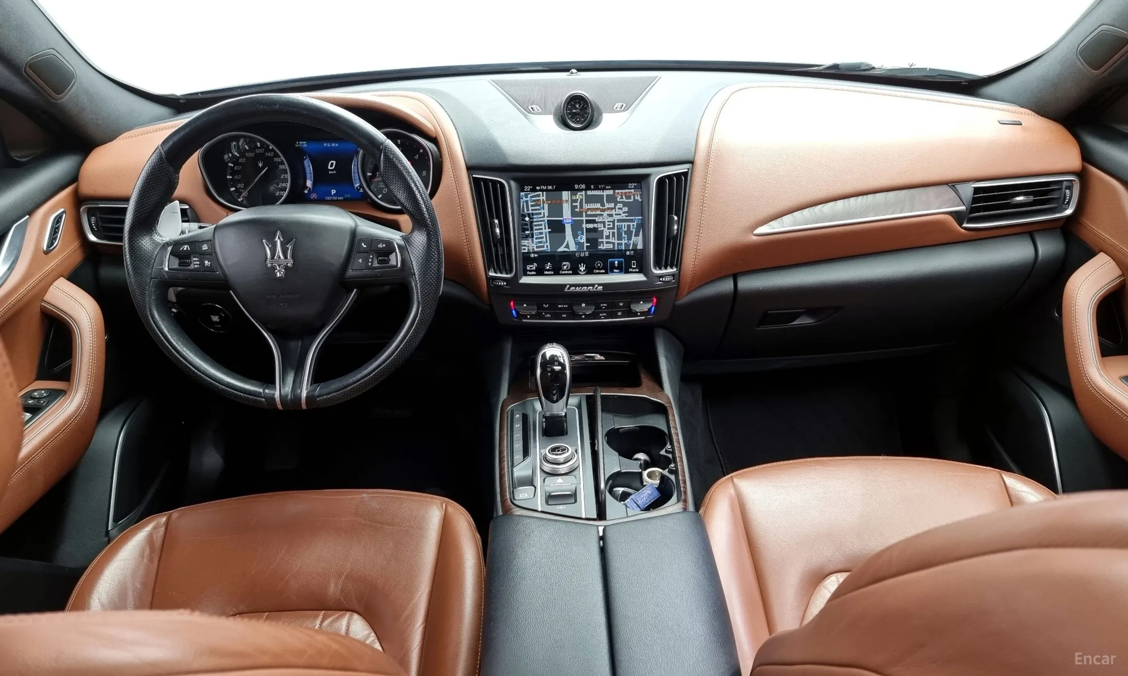 Maserati Levante превью 7