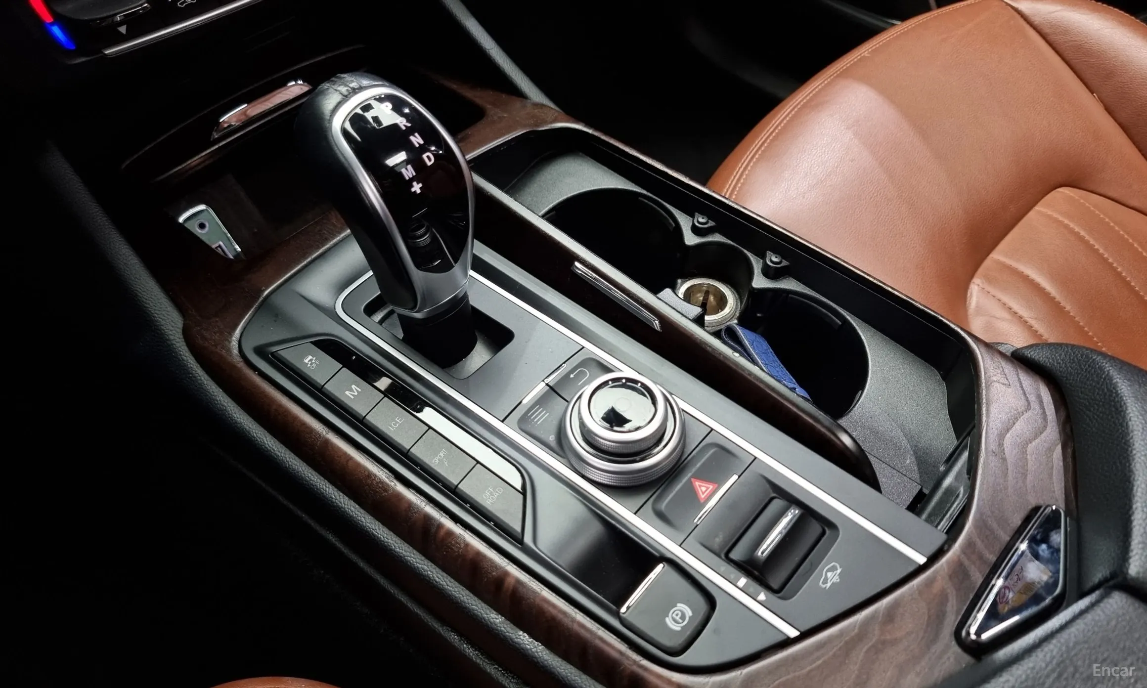 Maserati Levante превью 9
