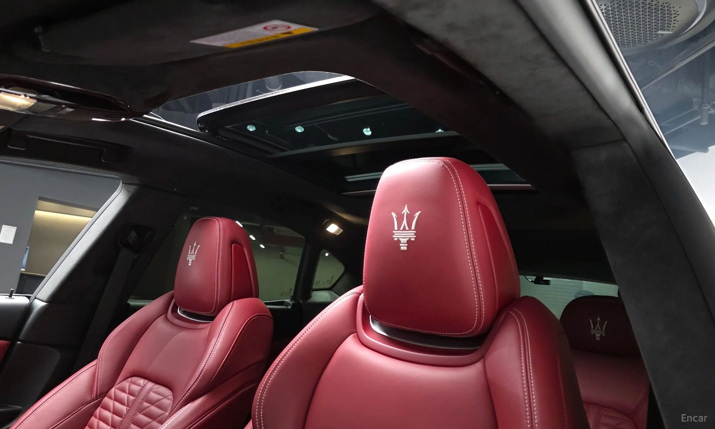 Maserati Levante превью 19