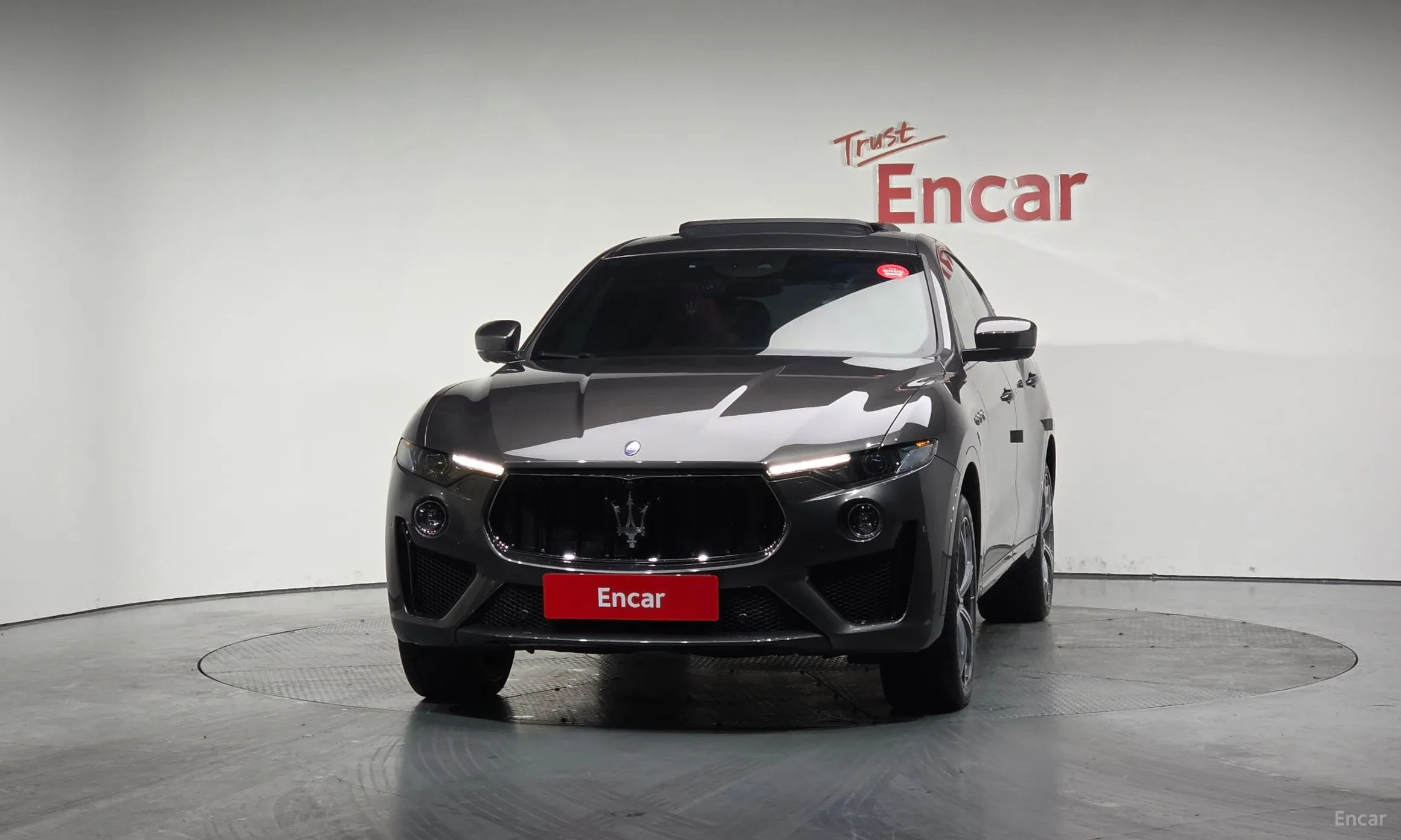Maserati Levante превью 3