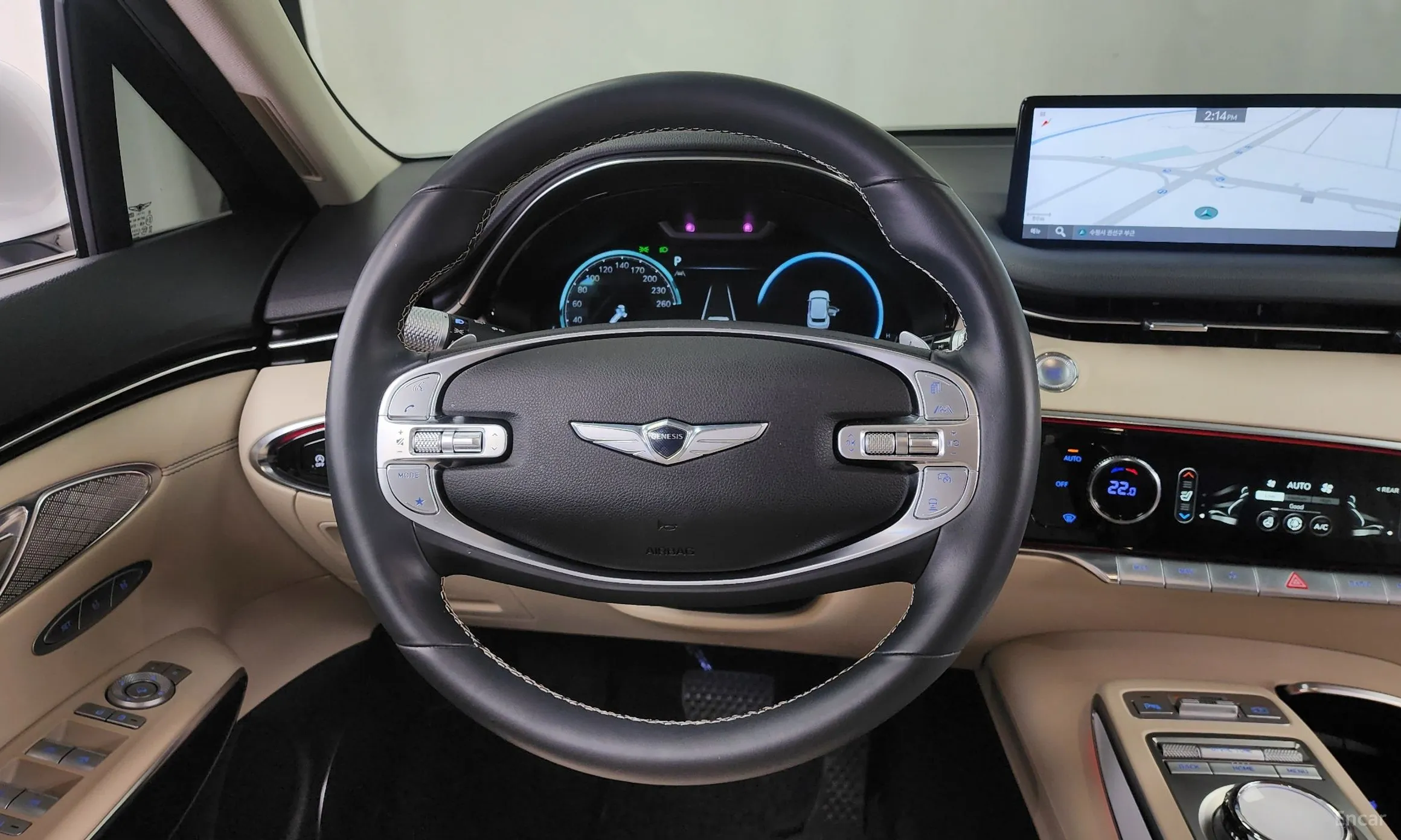 Genesis GV70 превью 13