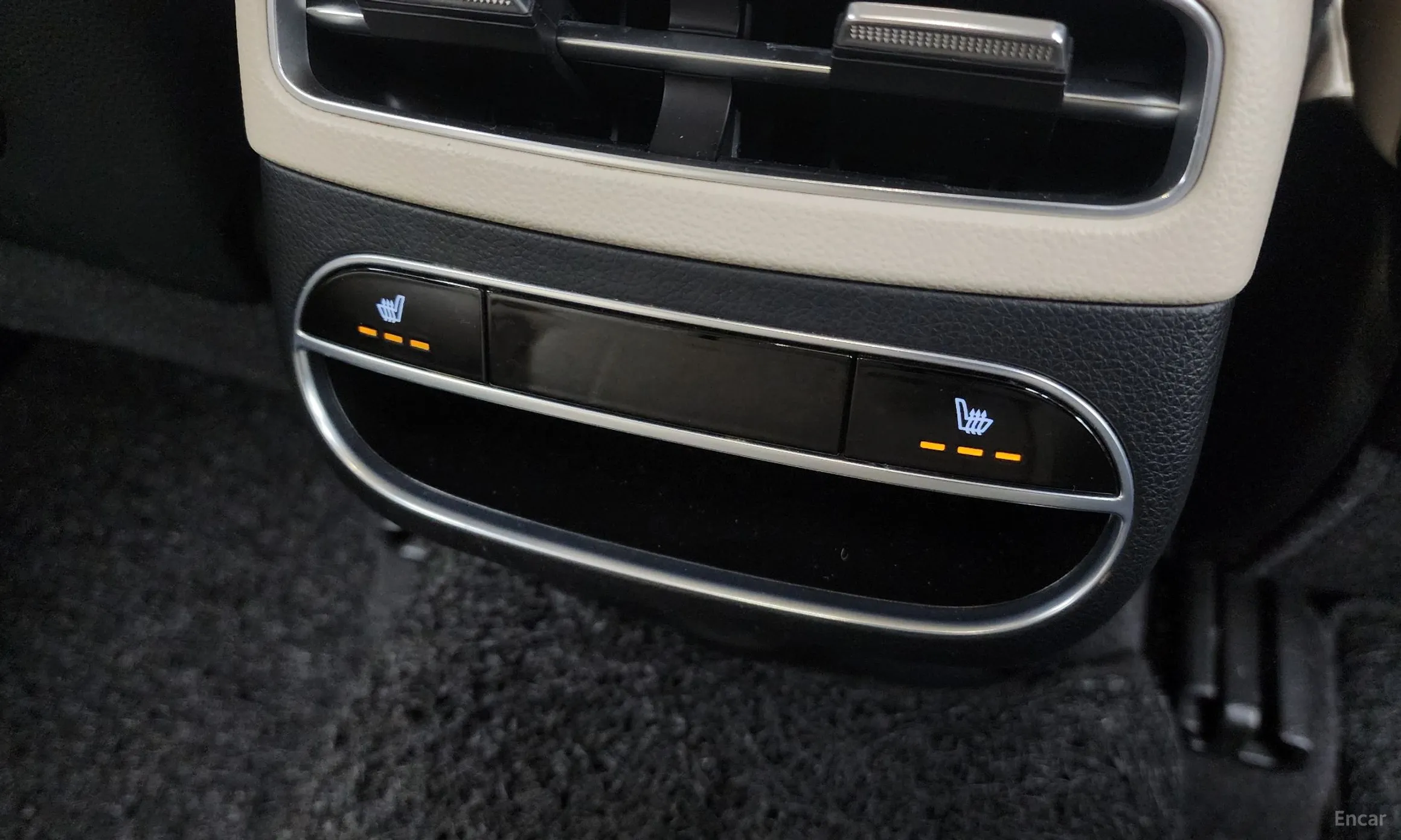 Genesis GV70 превью 19