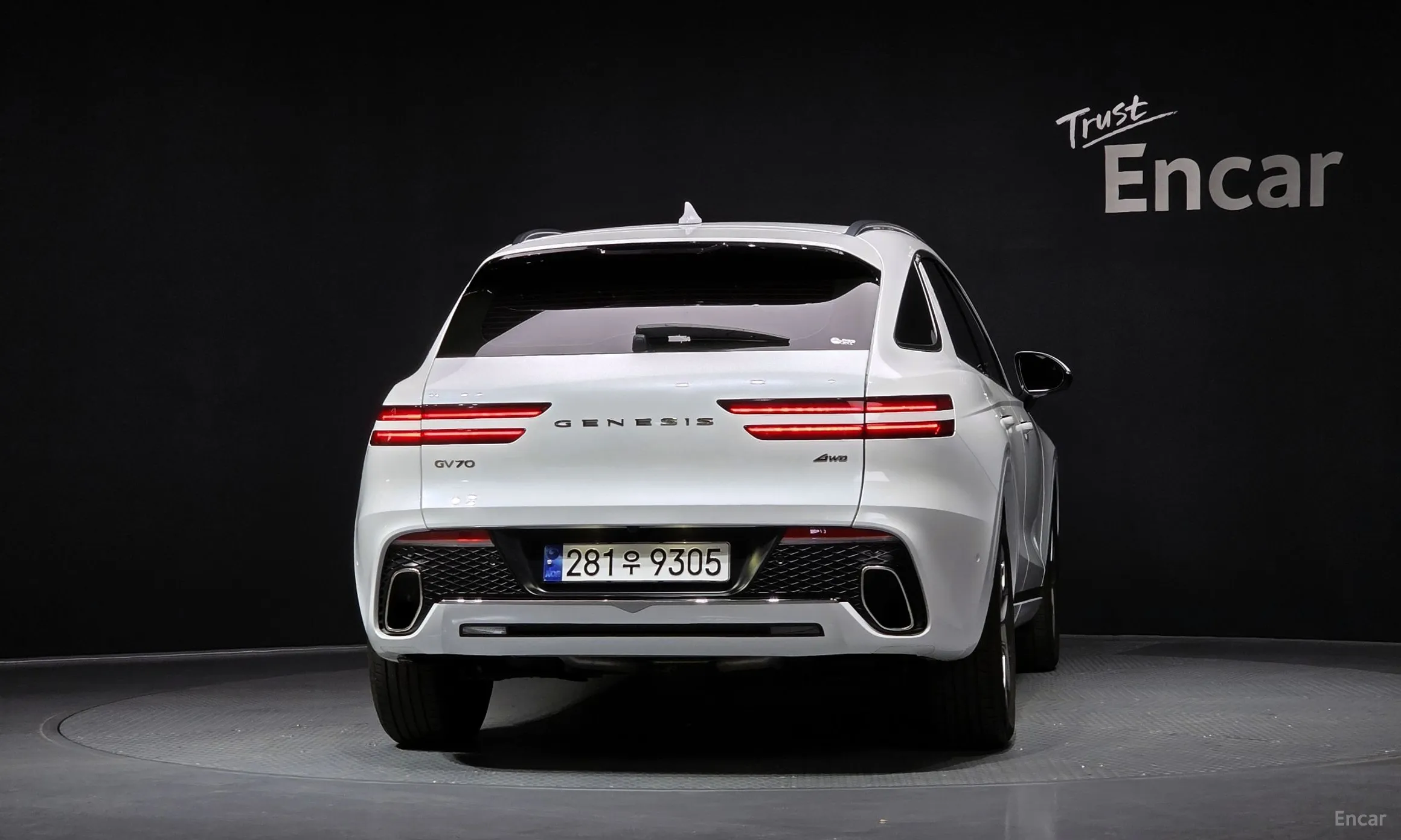 Genesis GV70 превью 4