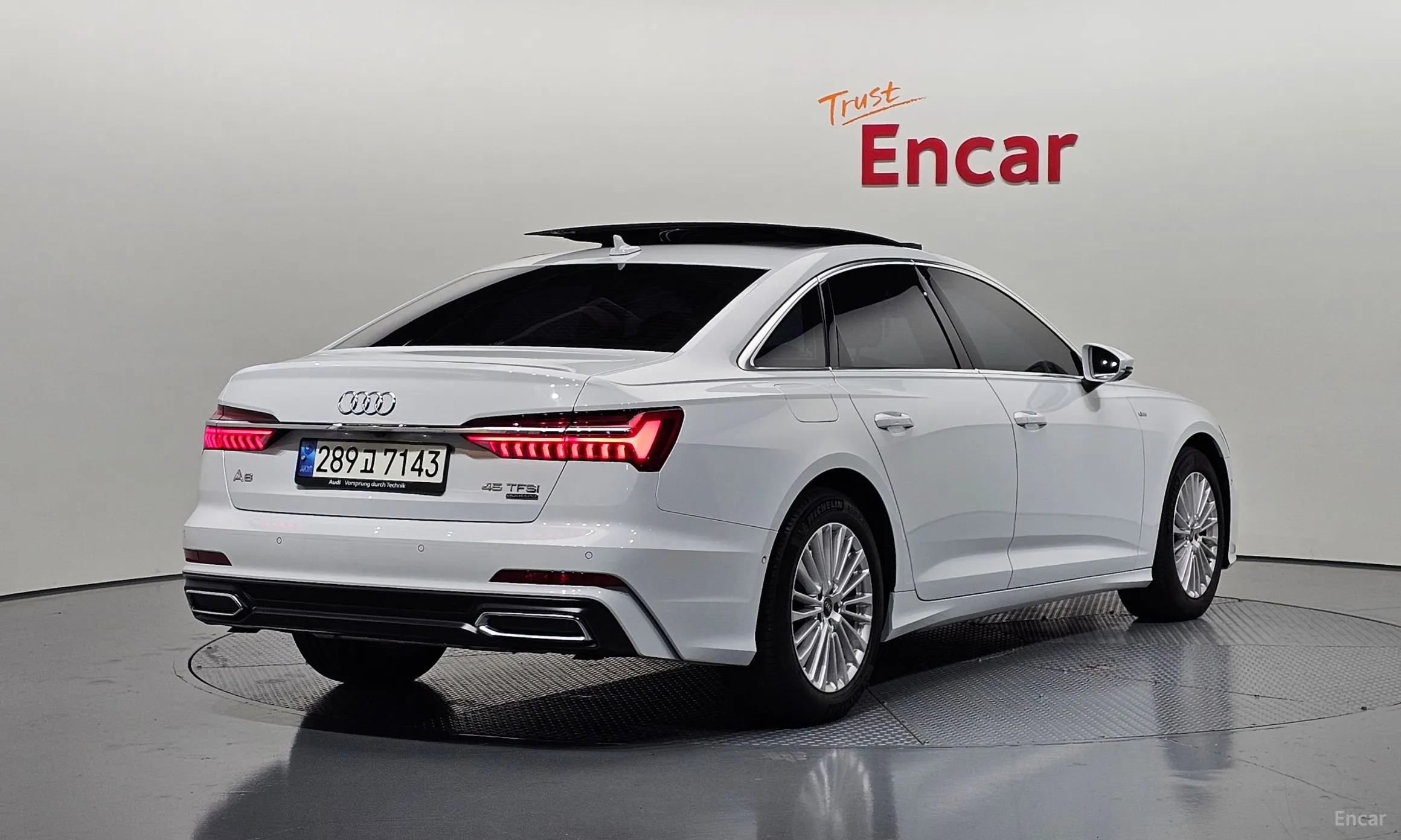Audi A6 (C8) превью 2