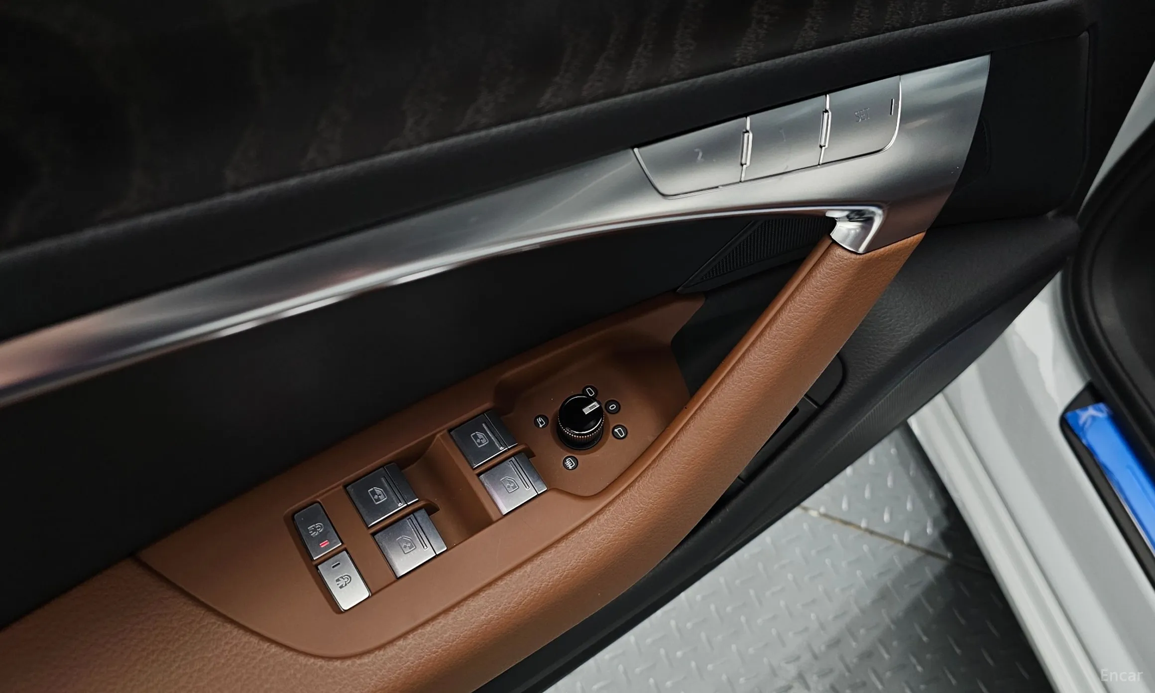 Audi A6 (C8) превью 16