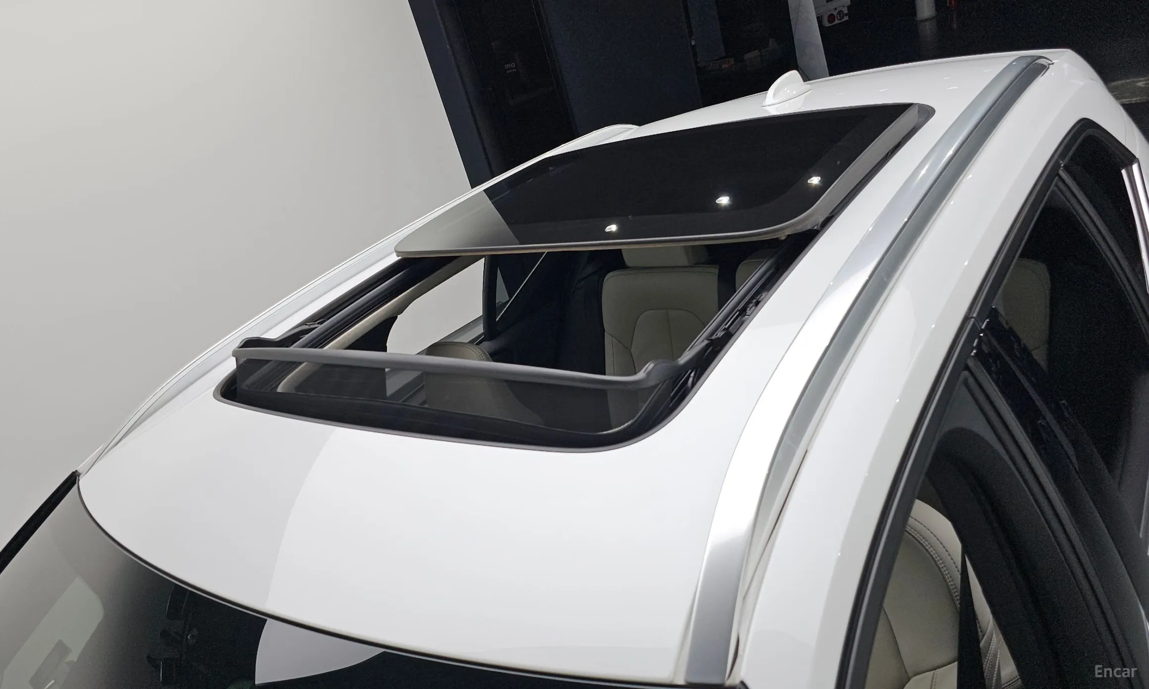 Volvo XC40 превью 19