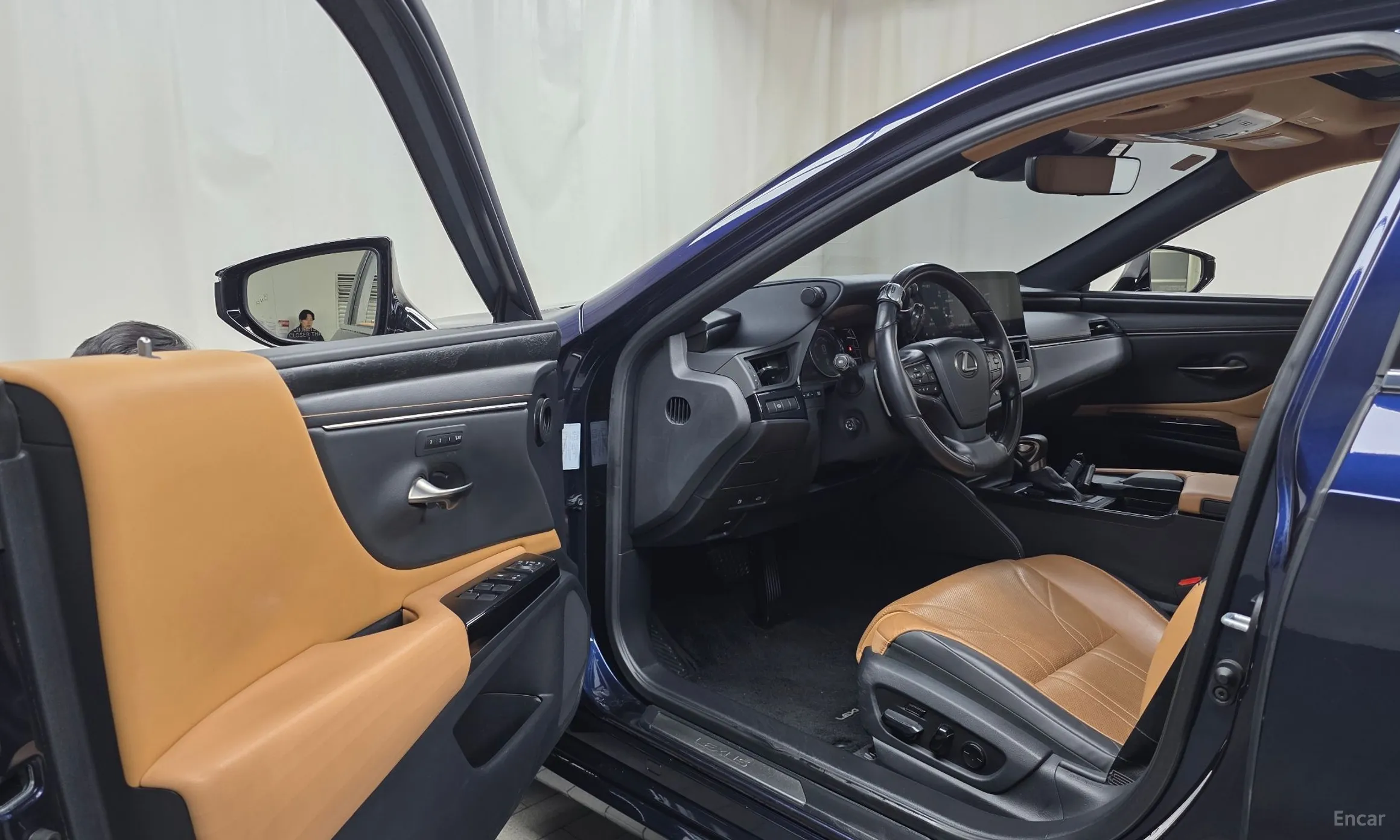 Lexus ES300h 7th Generation превью 10
