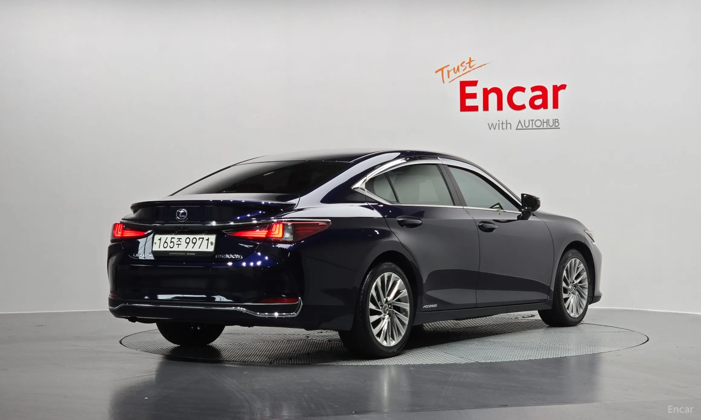 Lexus ES300h 7th Generation