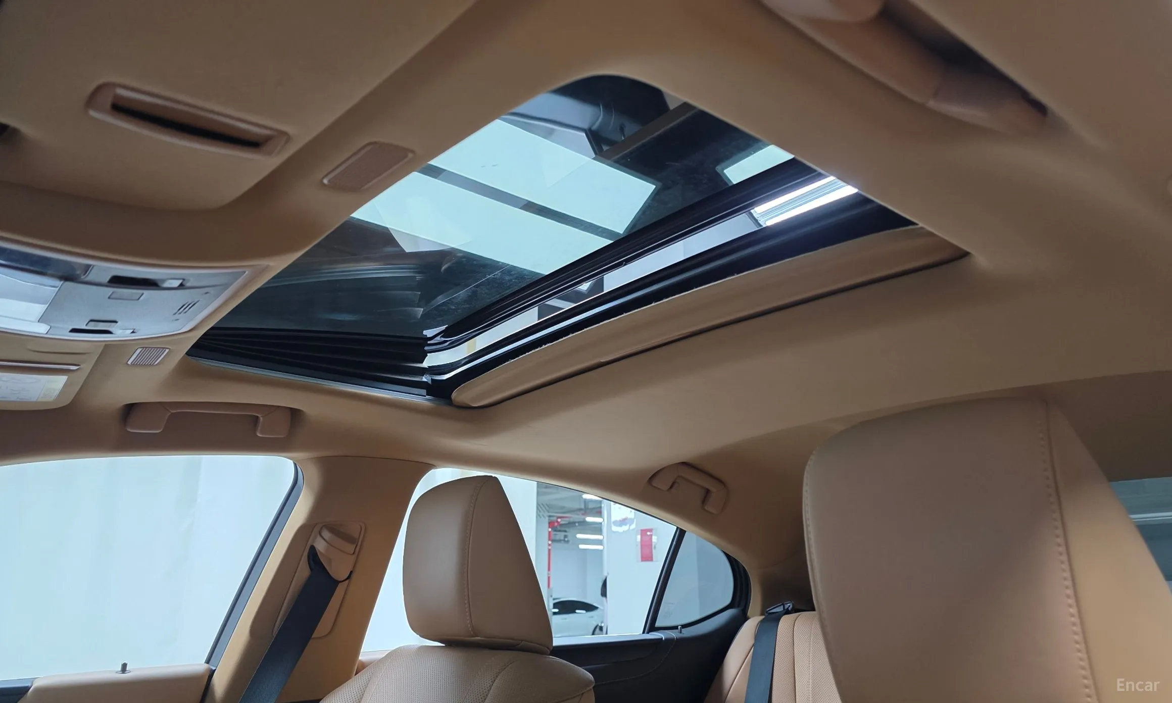 Lexus ES300h 7th Generation превью 19