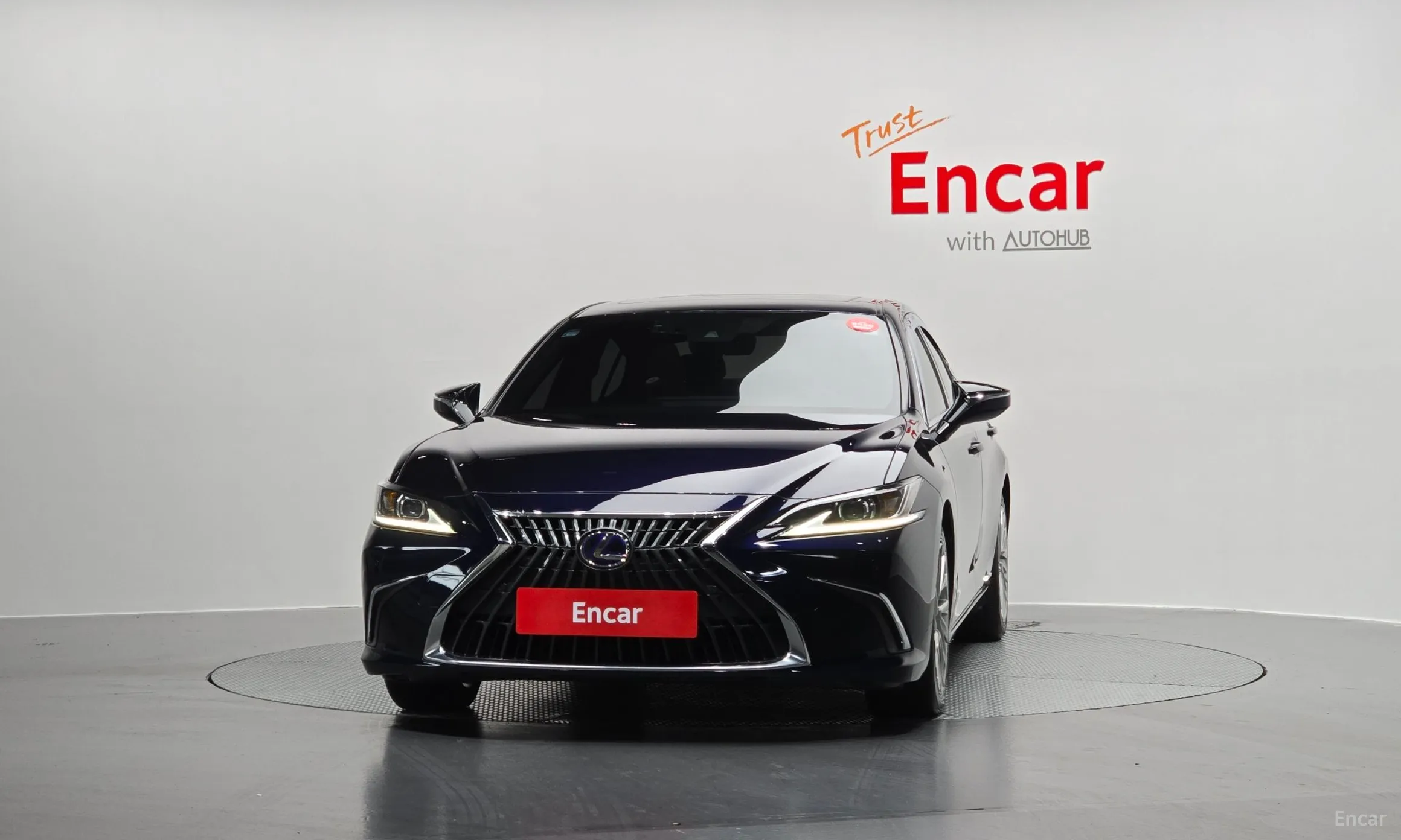Lexus ES300h 7th Generation превью 3