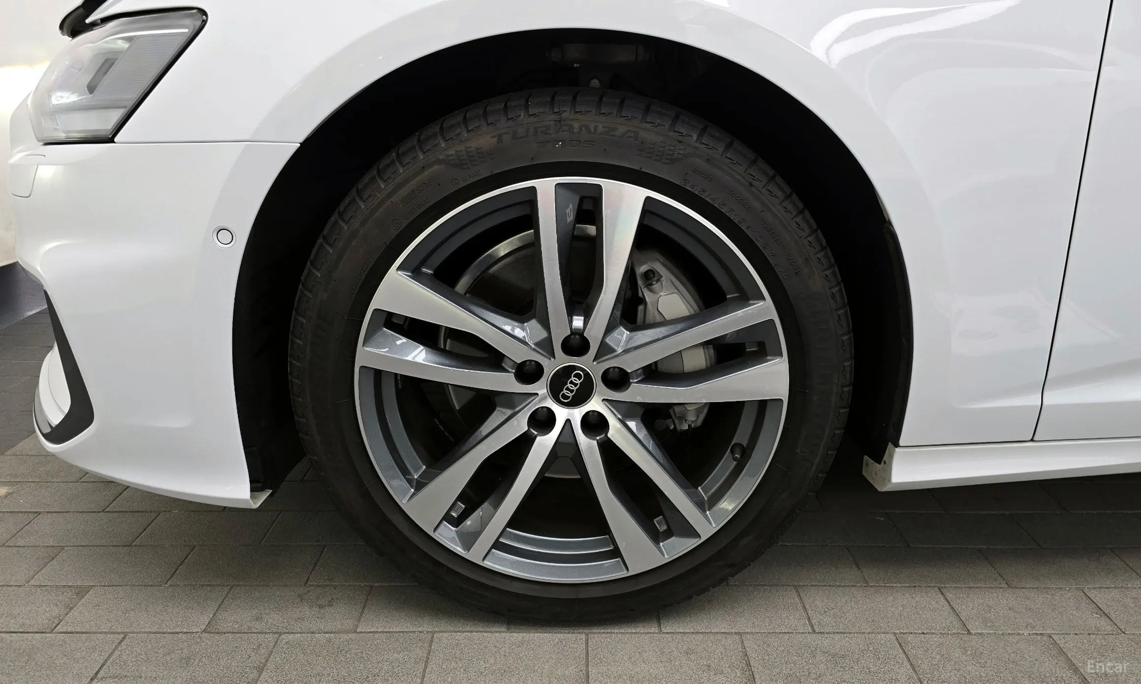 Audi A6 (C8) превью 5