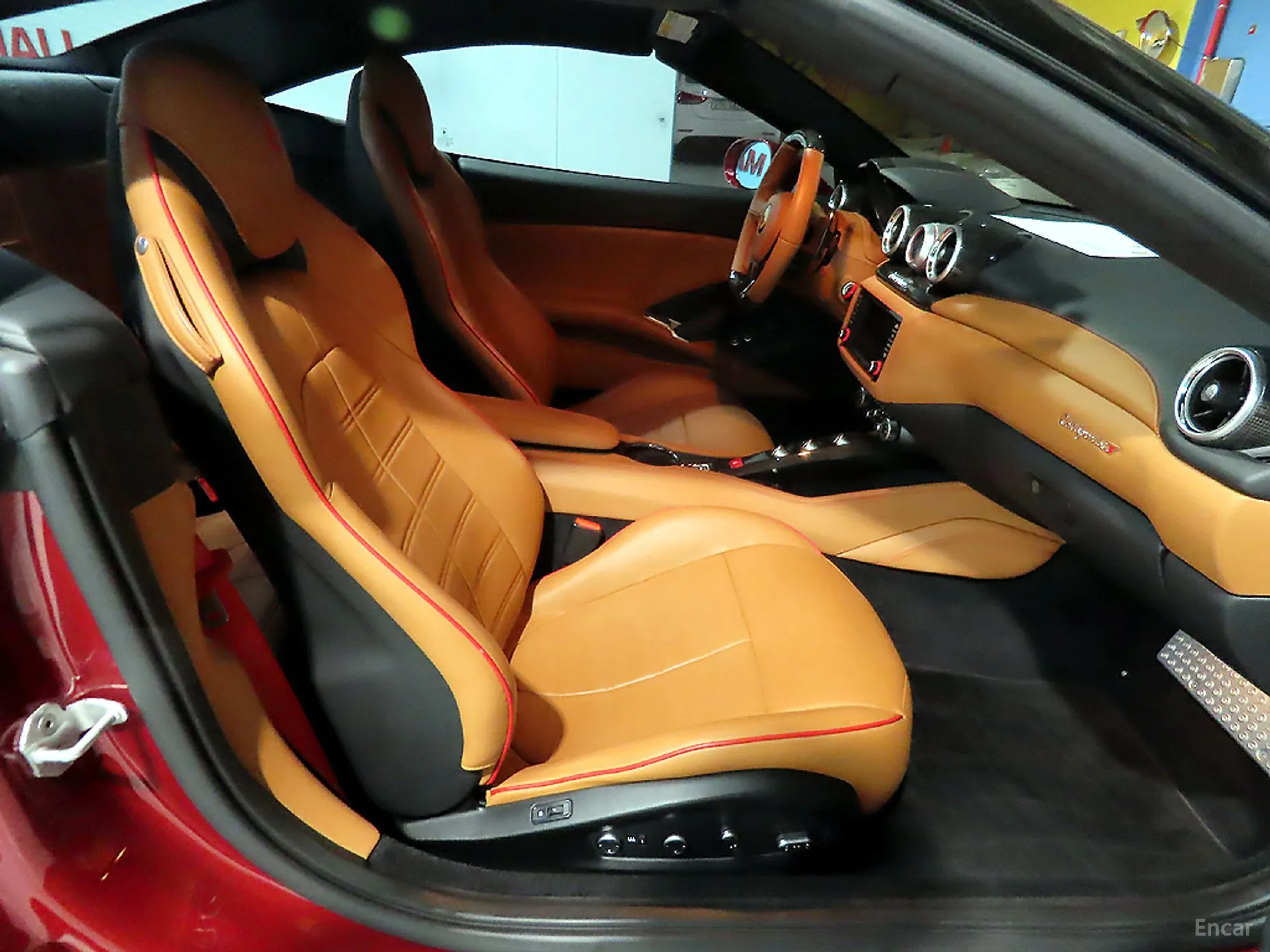 Ferrari California превью 11