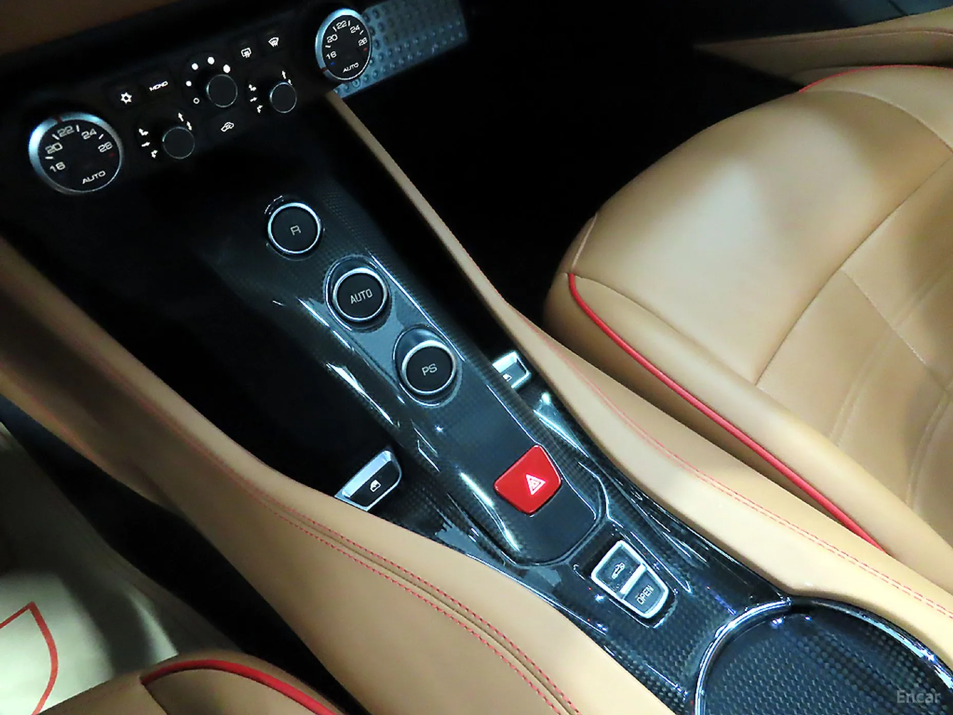Ferrari California превью 12