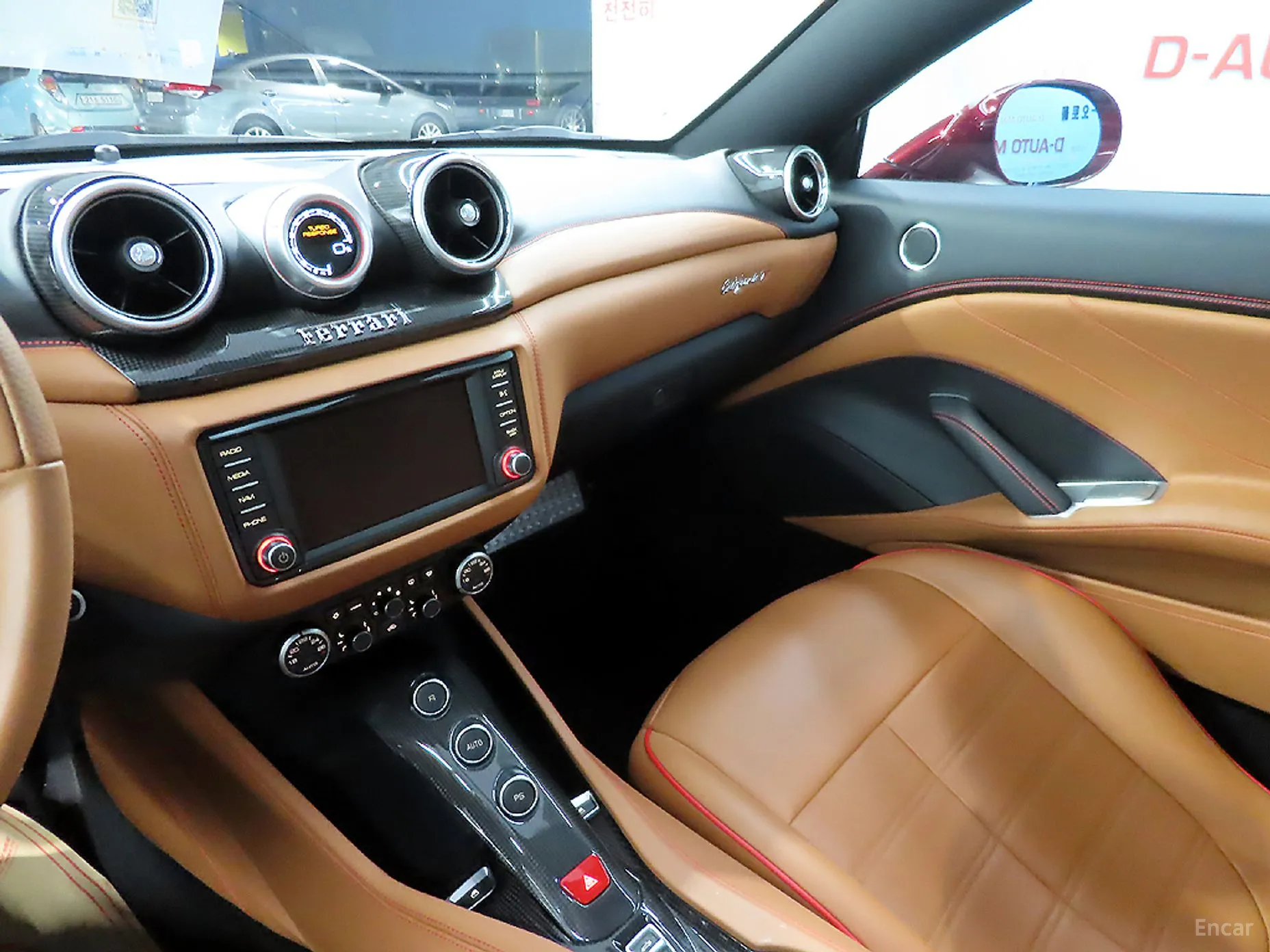 Ferrari California превью 18