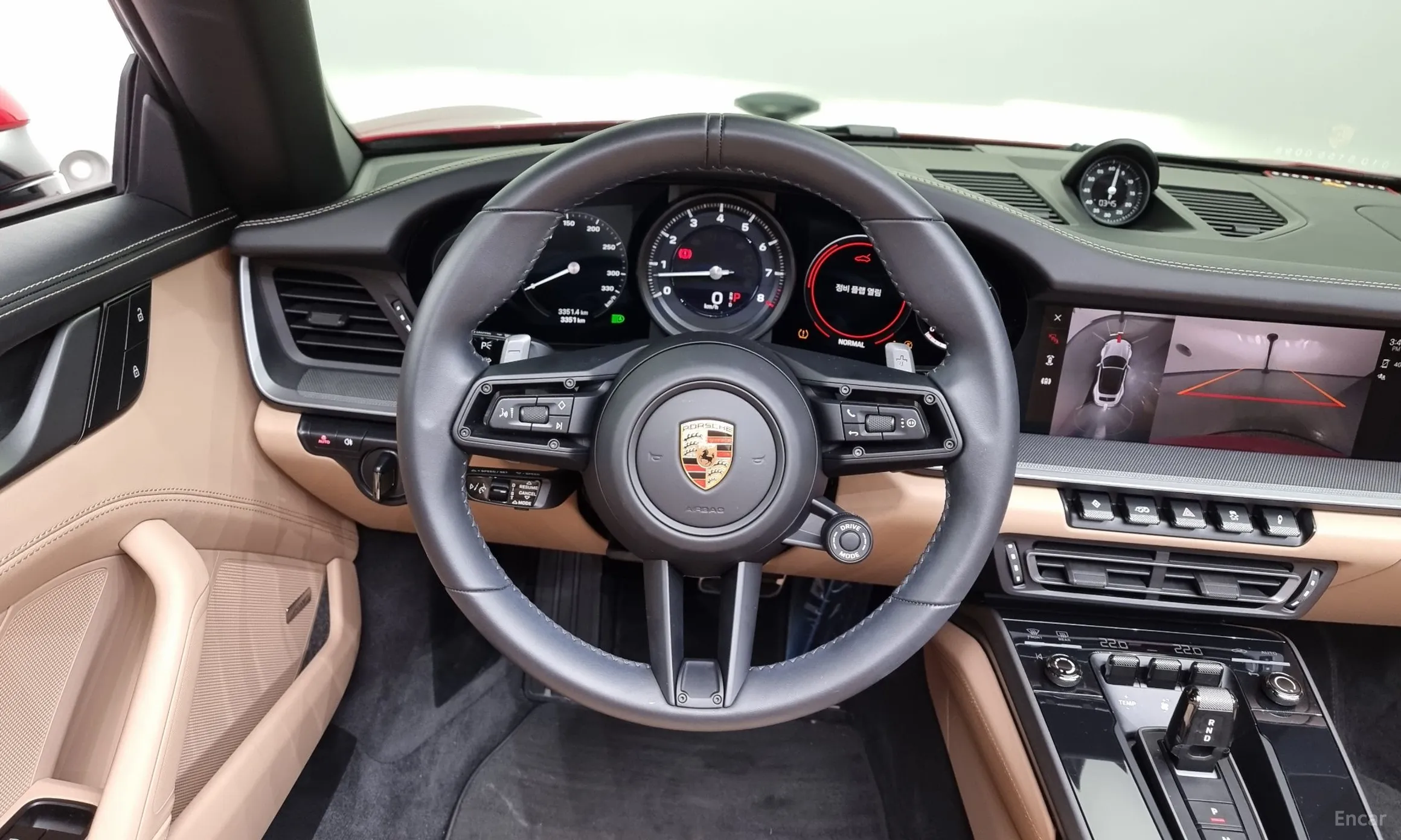 Porsche 911 (992) превью 13
