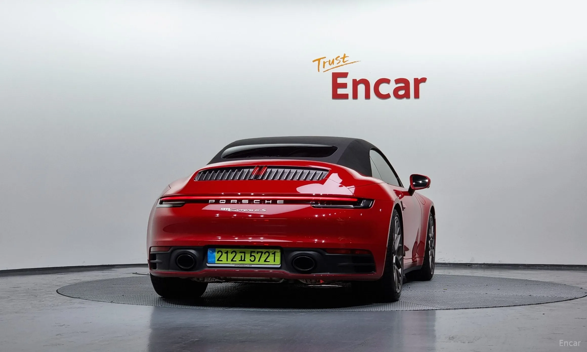 Porsche 911 (992) превью 4