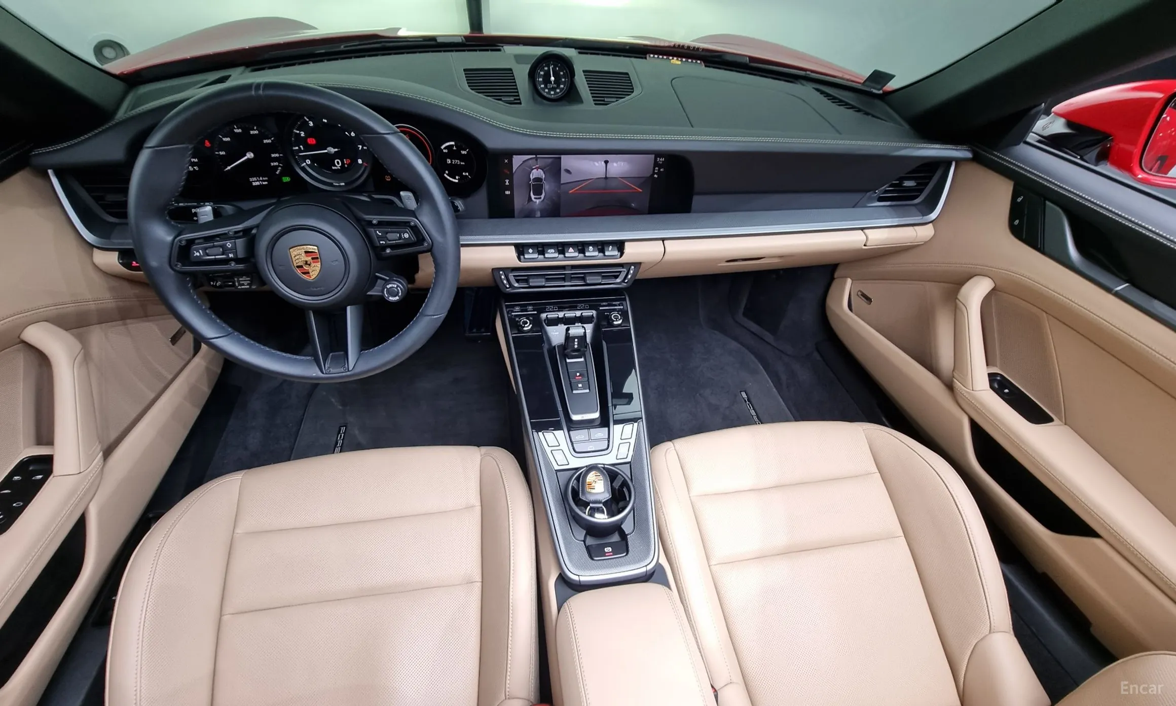 Porsche 911 (992) превью 7