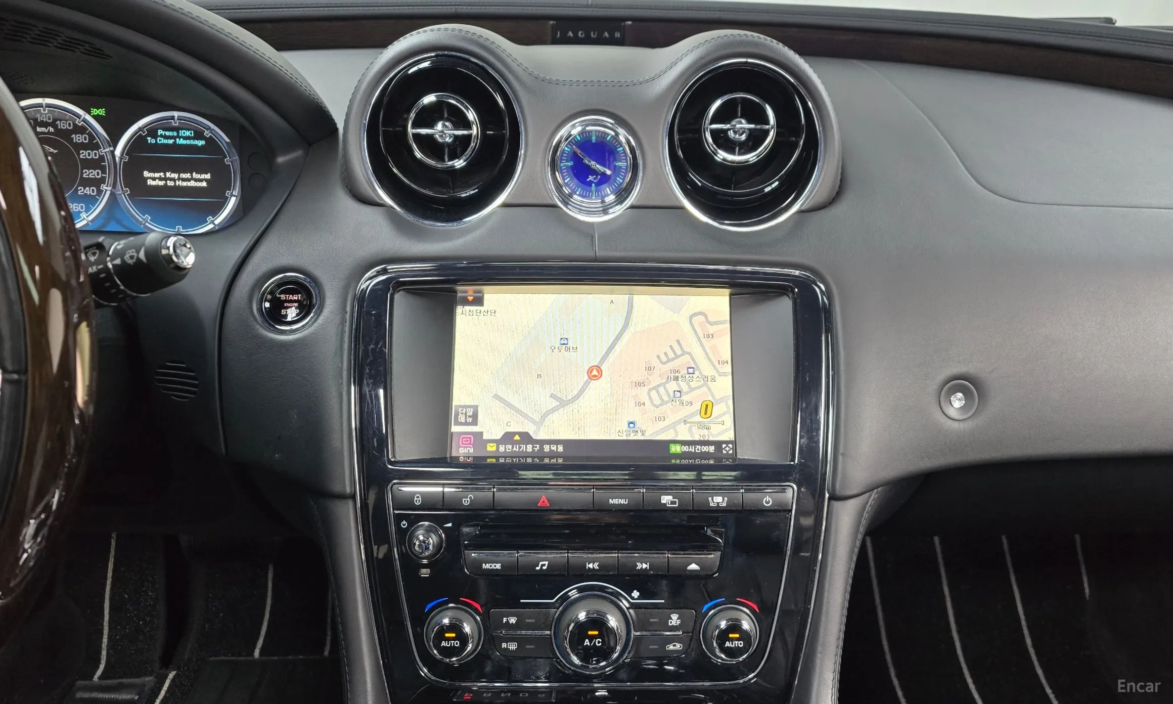 Jaguar All New XJ превью 14