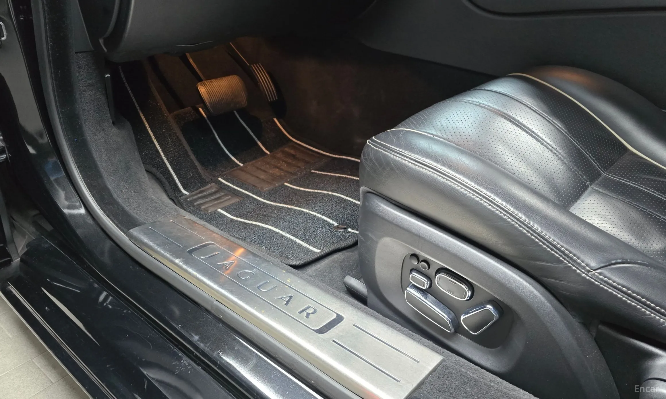 Jaguar All New XJ превью 17