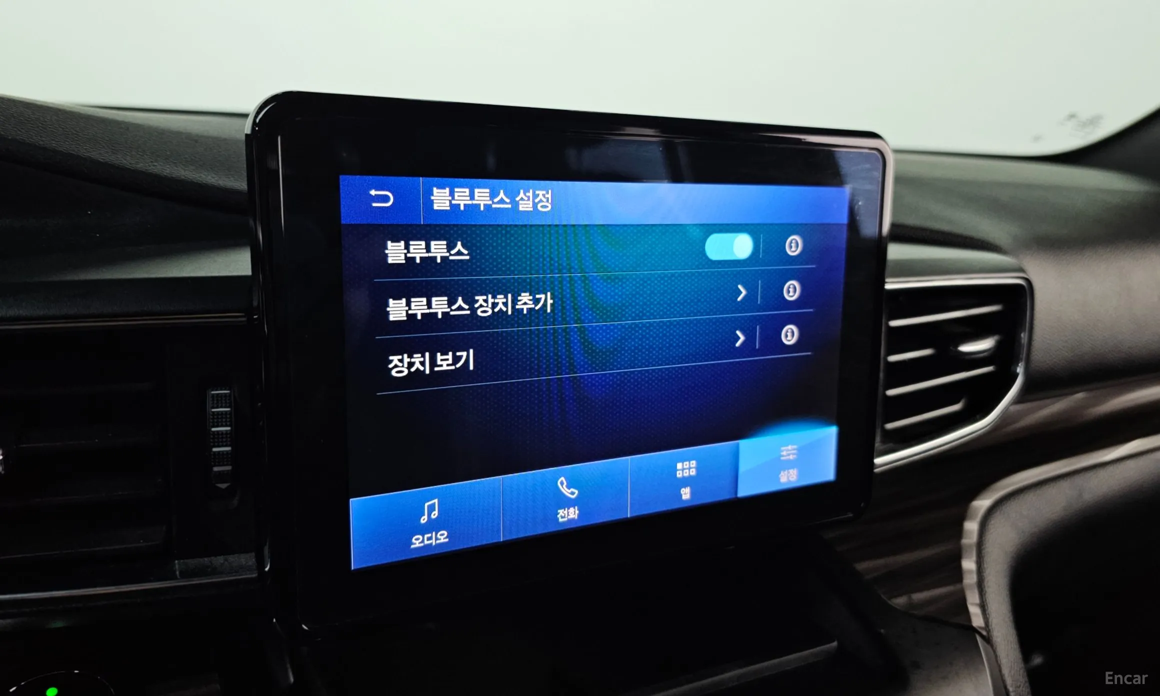 Ford Explorer 6th Generation превью 16