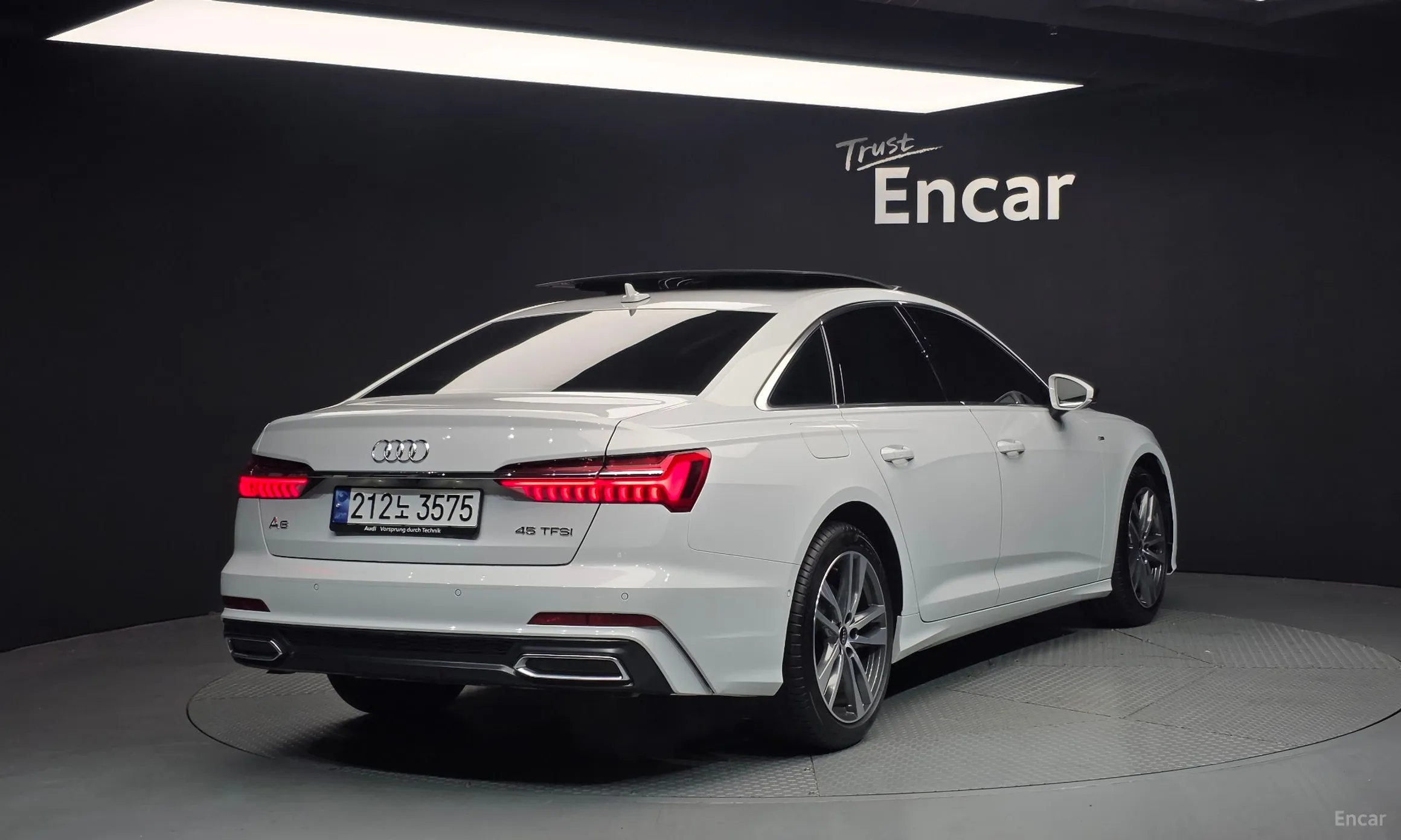 Audi A6 (C8) превью 2
