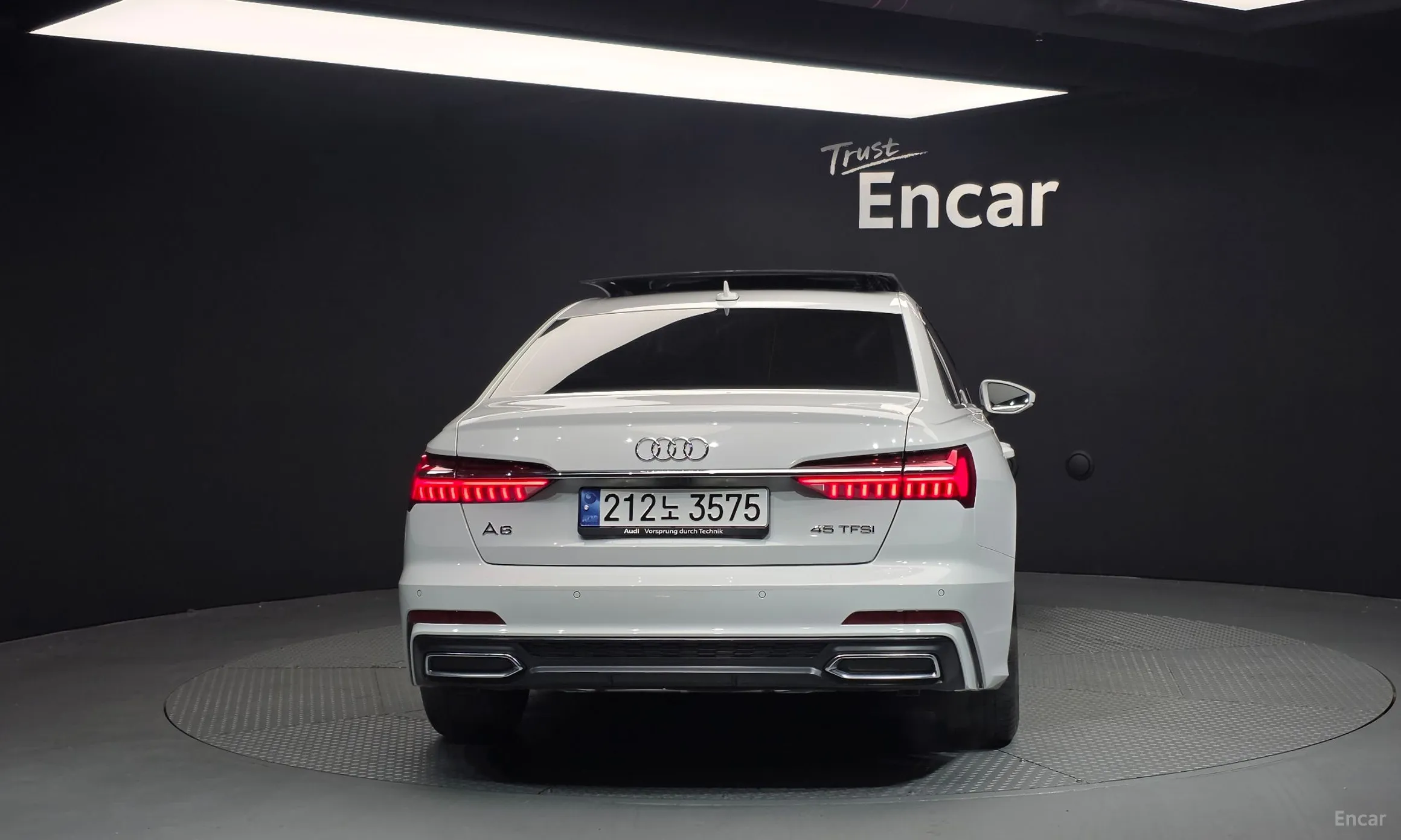 Audi A6 (C8) превью 4