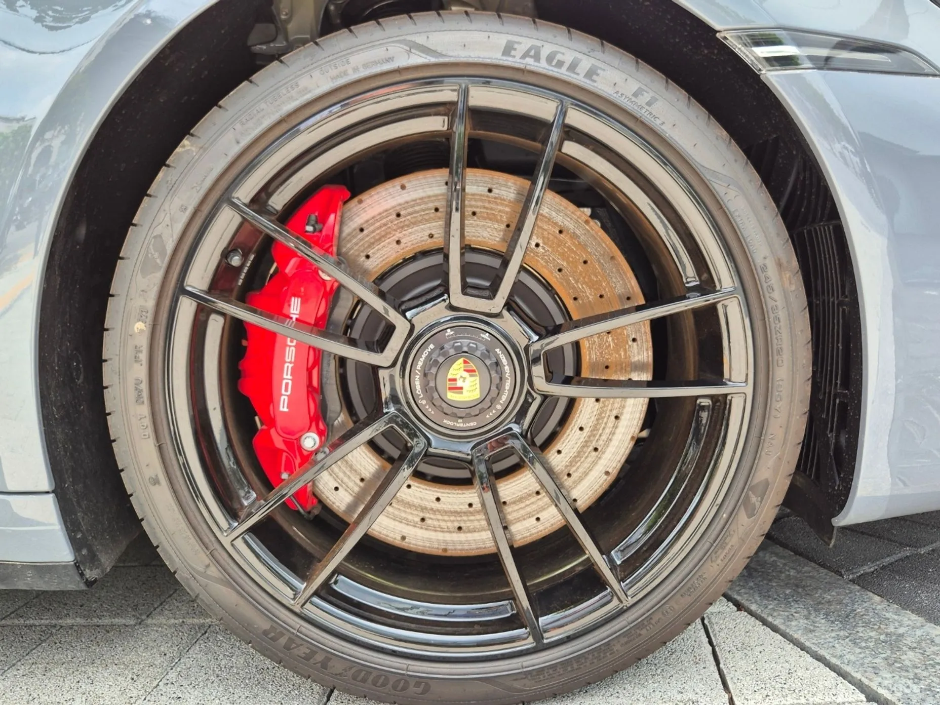 Porsche 911 (992) превью 5