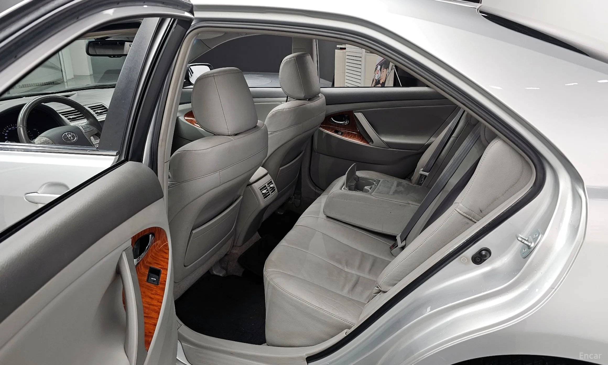 Toyota Camry превью 11